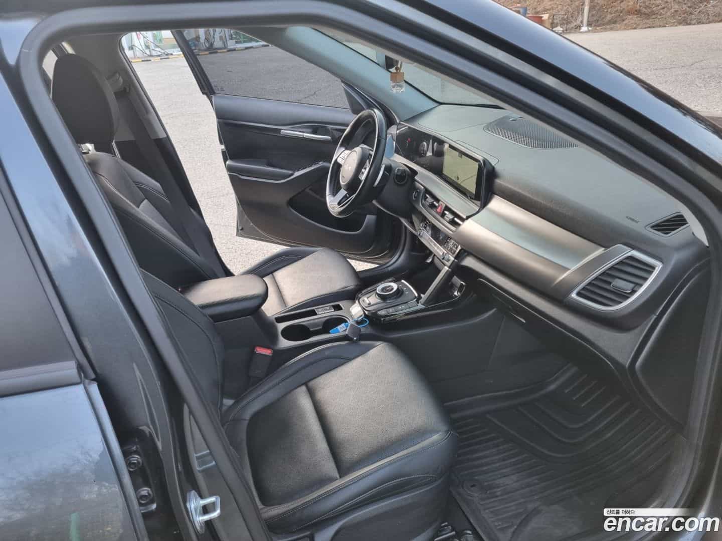 Seltos Kia 2023.4-INNER-008