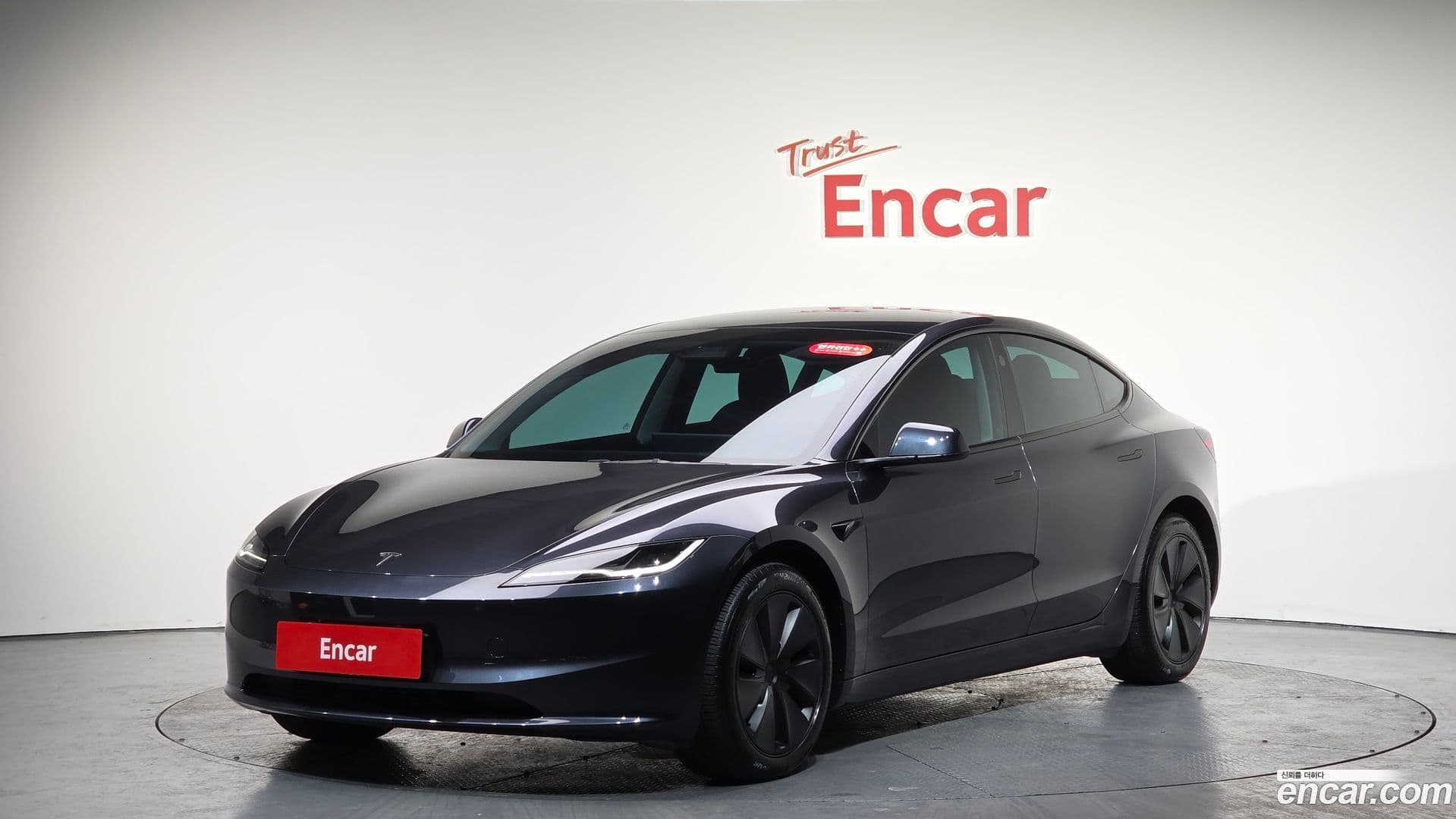 Main__Slider__Photo:Model 3 Tesla 2024.5-0