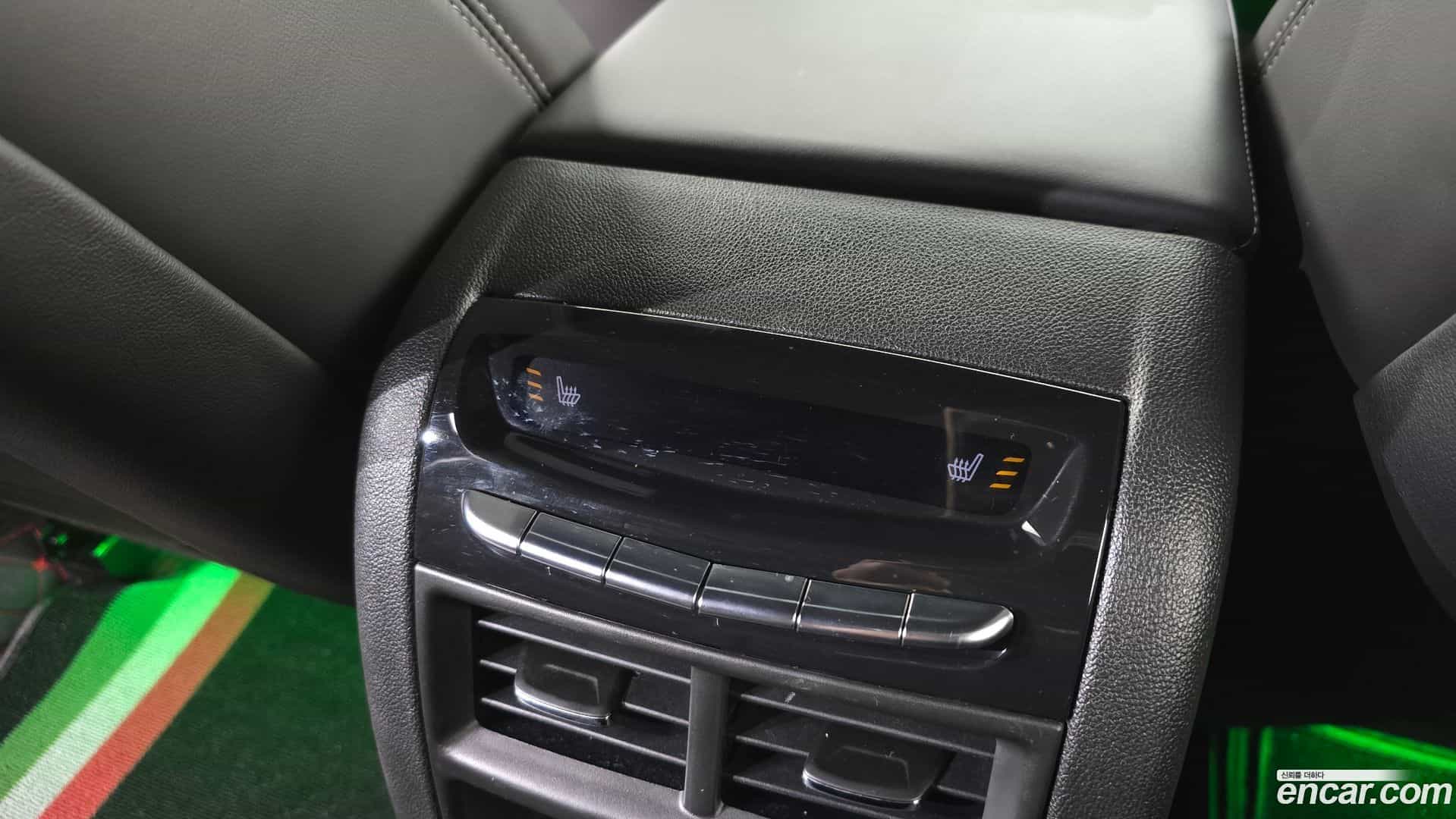 XT5 Cadillac 2020.11-OPTION-022
