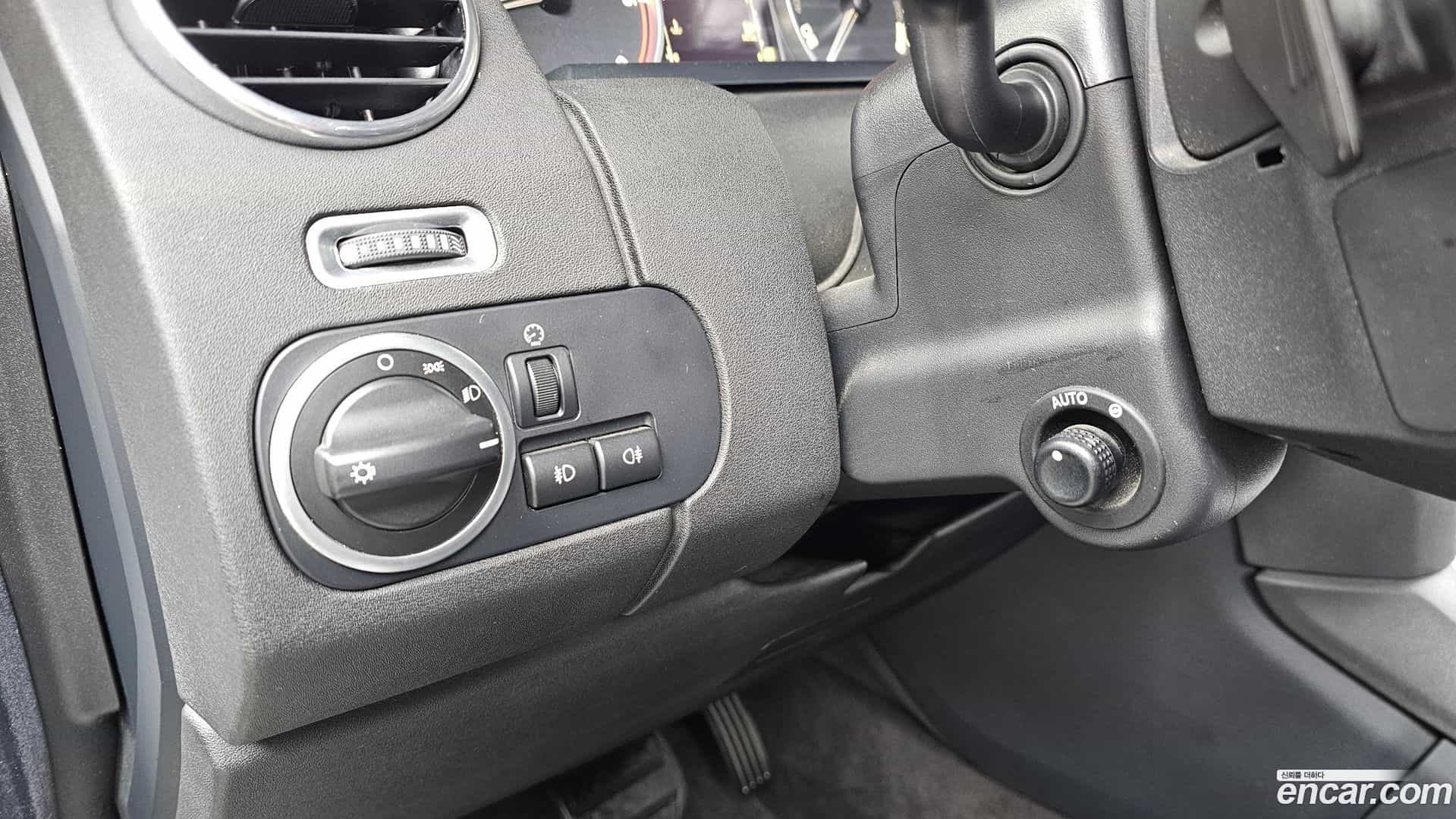 Discovery Land Rover 2014.11-OPTION-018