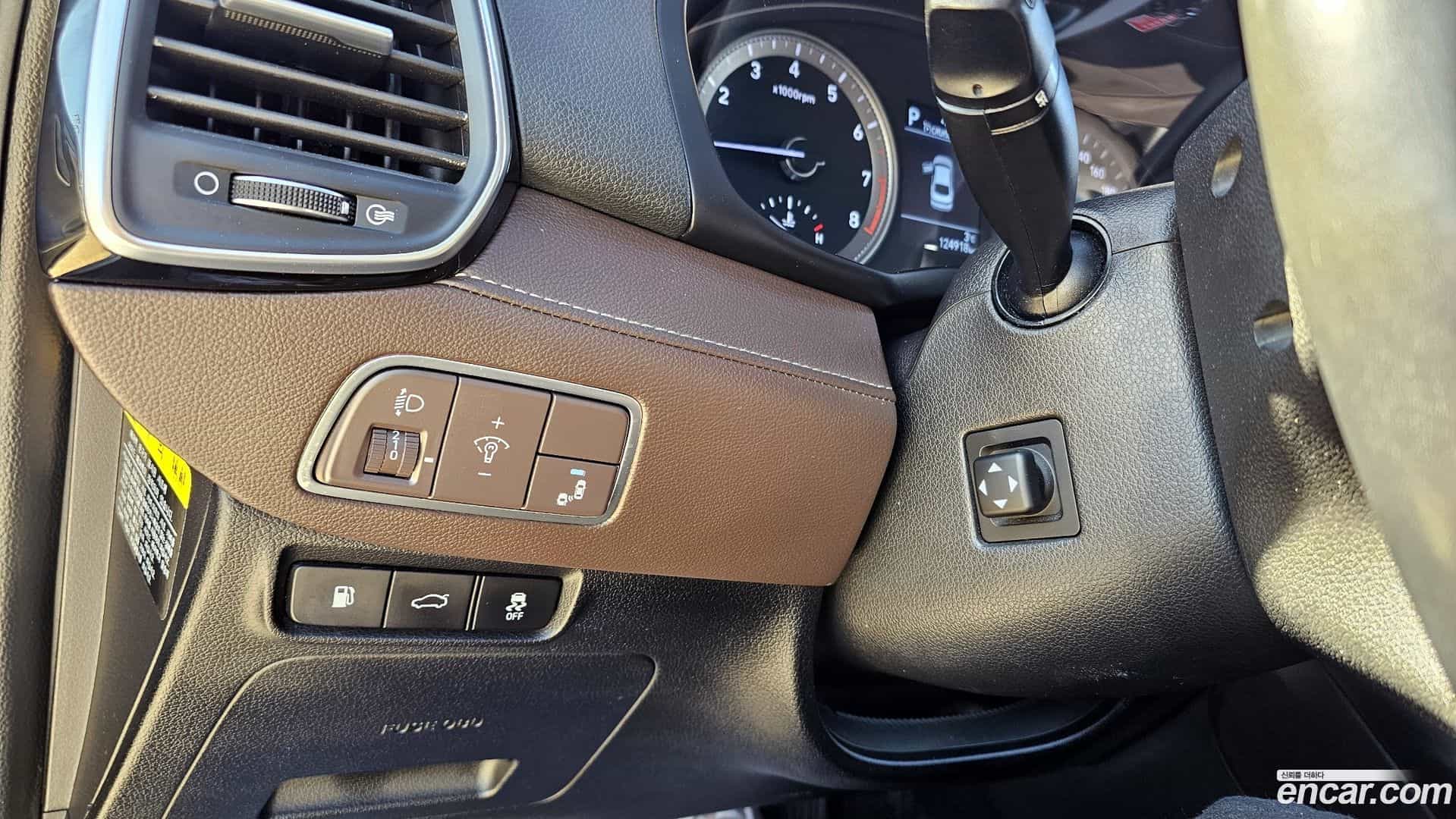 Grandeur Hyundai 2016.11-OPTION-018