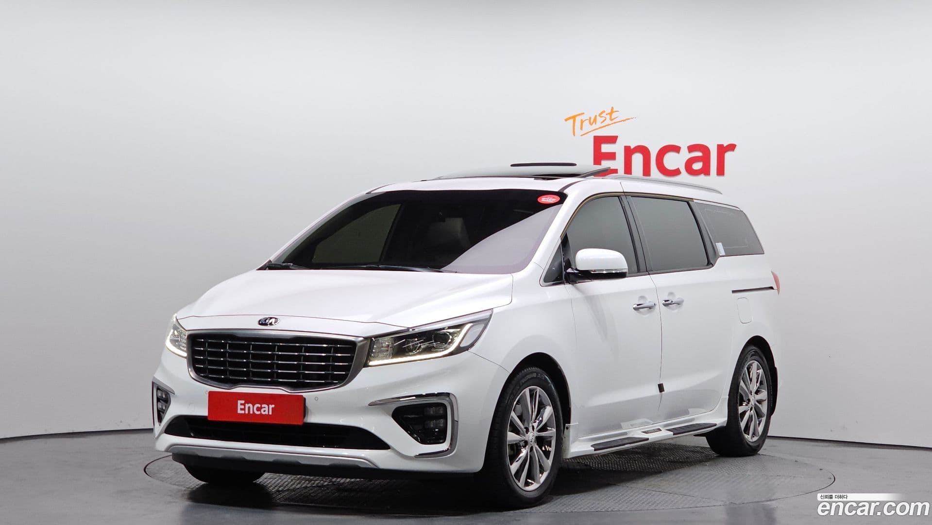 Main__Slider__Photo:Canival Kia 2019.10-0