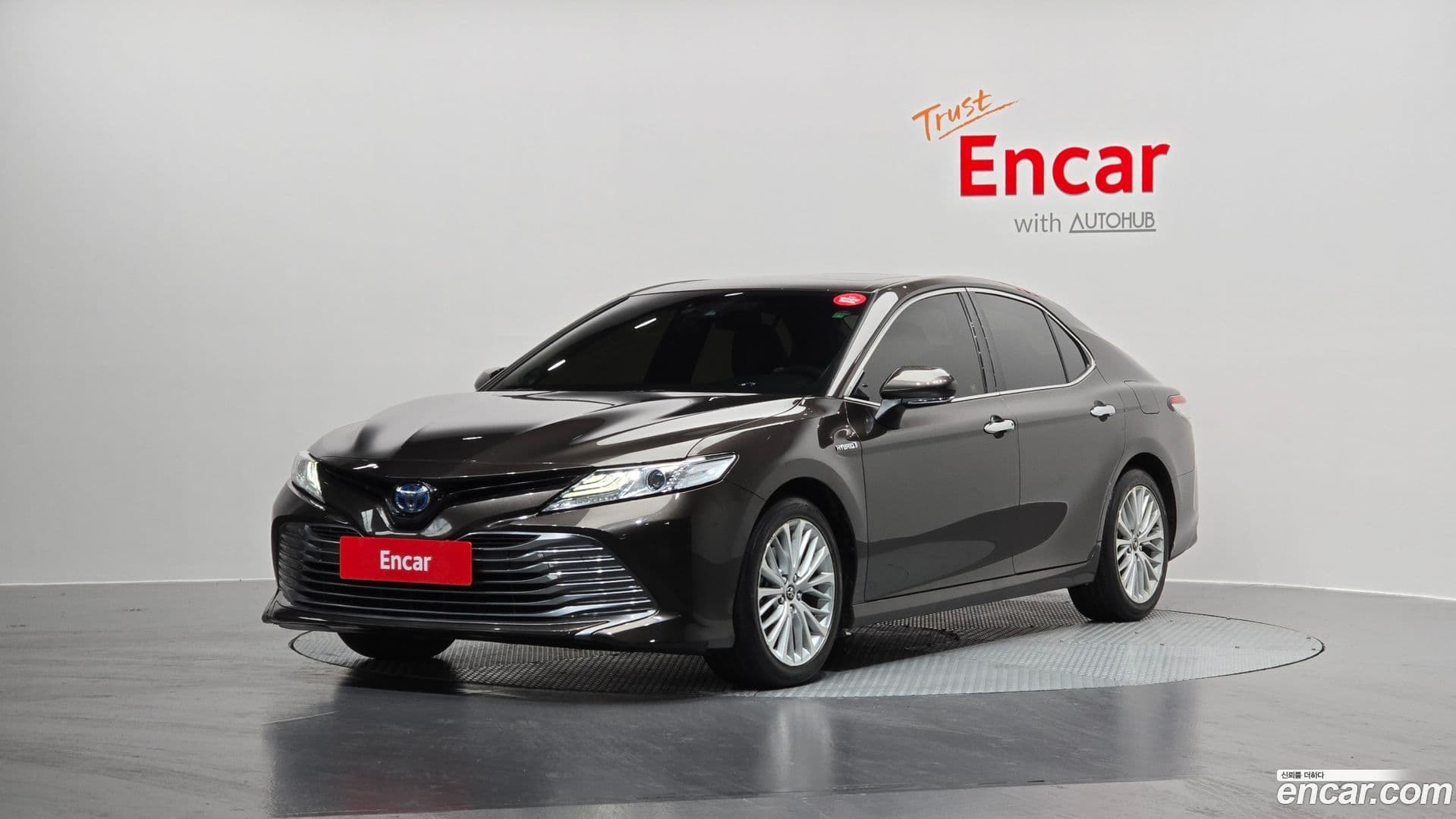 Main__Slider__Photo:Camry Toyota 2018.5-0