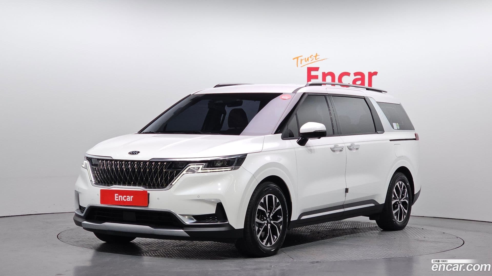 Main__Slider__Photo:Canival Kia 2020.10-0