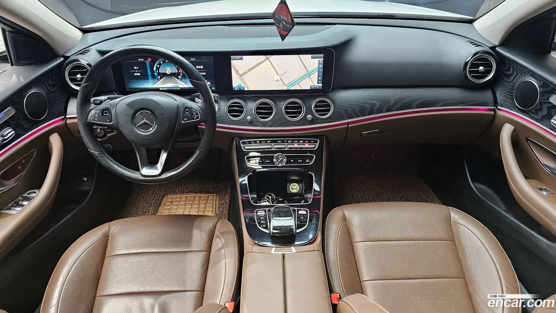 E-Class Mercedes-Benz 2016.9-INNER-007