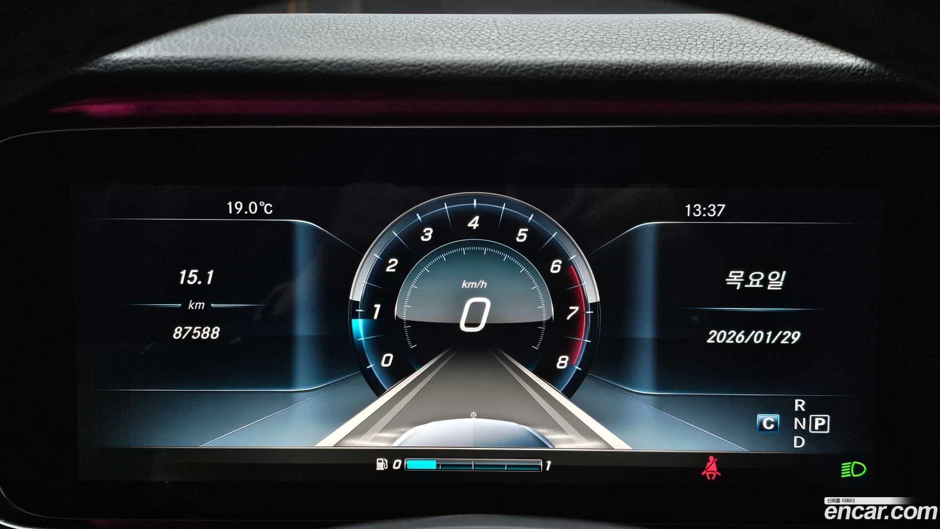 E-Class Mercedes-Benz 2016.9-INNER-008