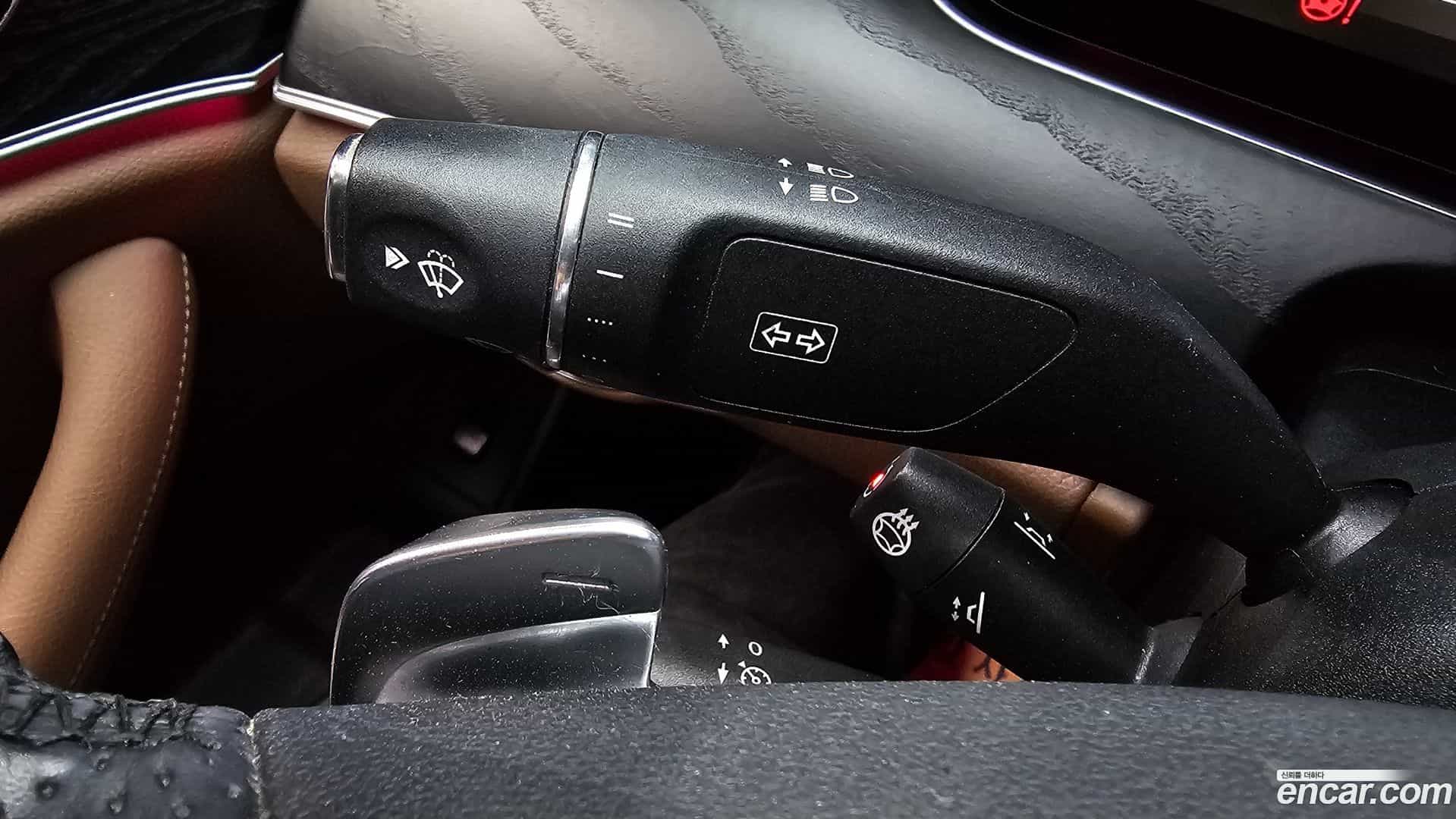 E-Class Mercedes-Benz 2016.9-OPTION-020