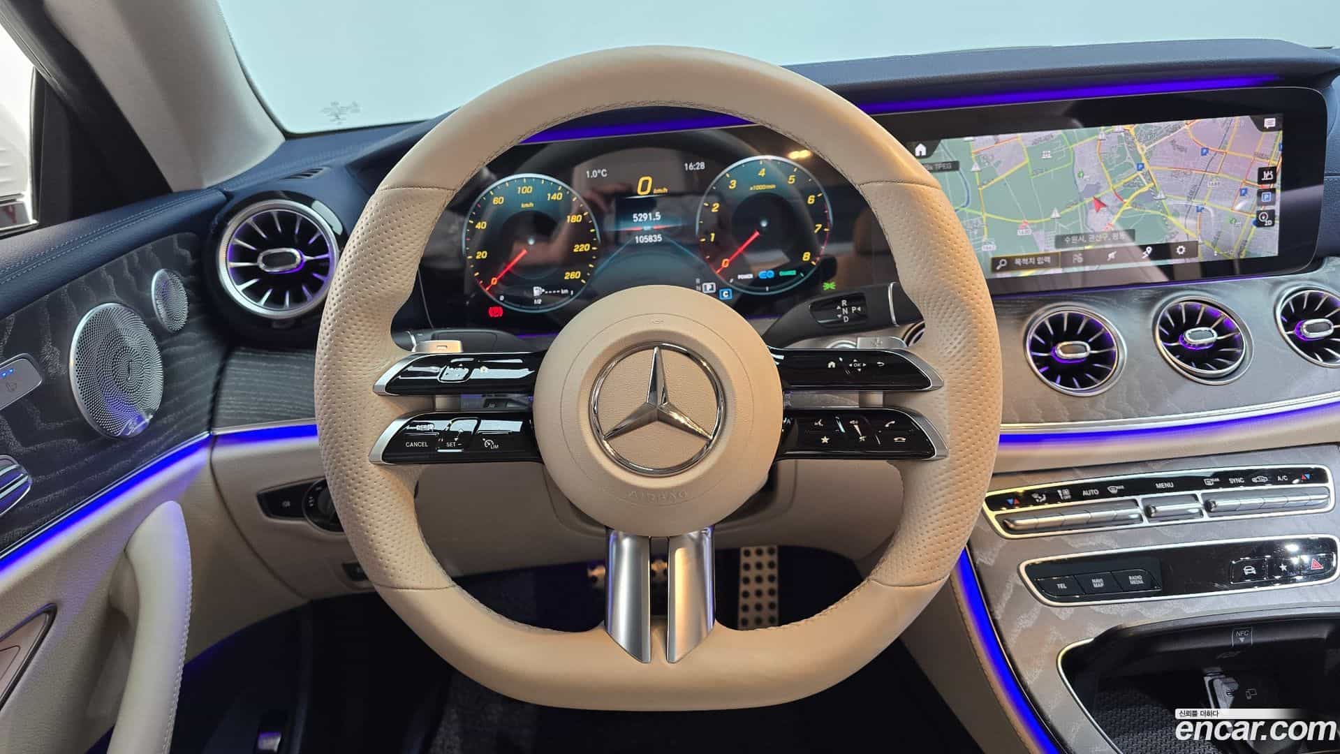 E-Class Mercedes-Benz 2020.11-OPTION-017