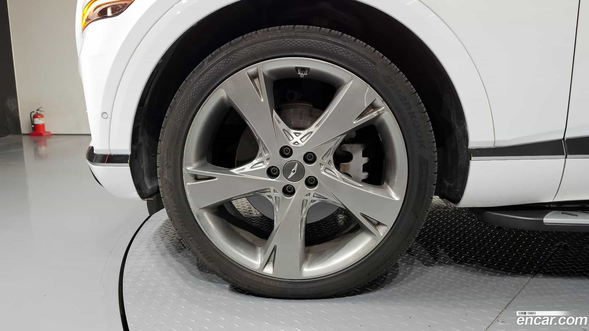 GV80 Genesis 2021.0-OUTER-005