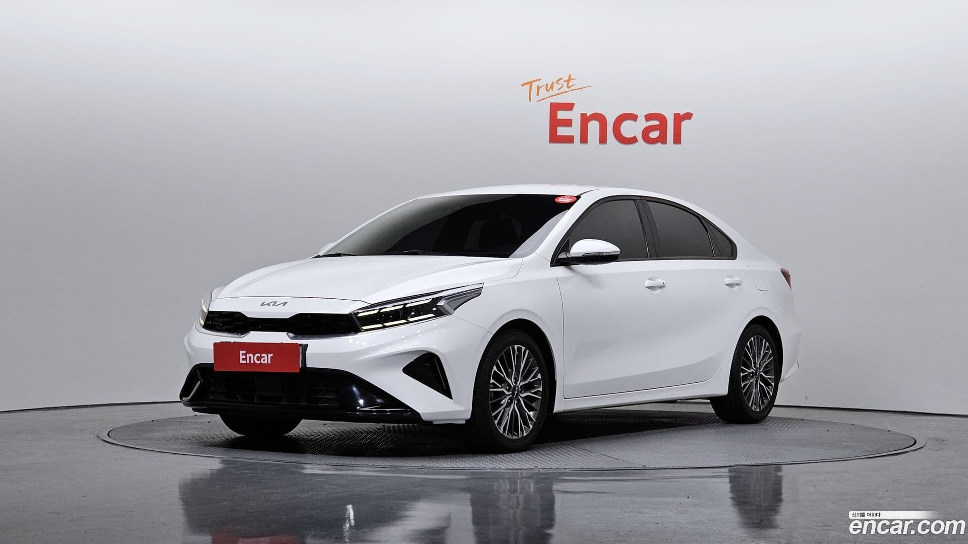 Main__Slider__Photo:K3 Kia 2022.1-0