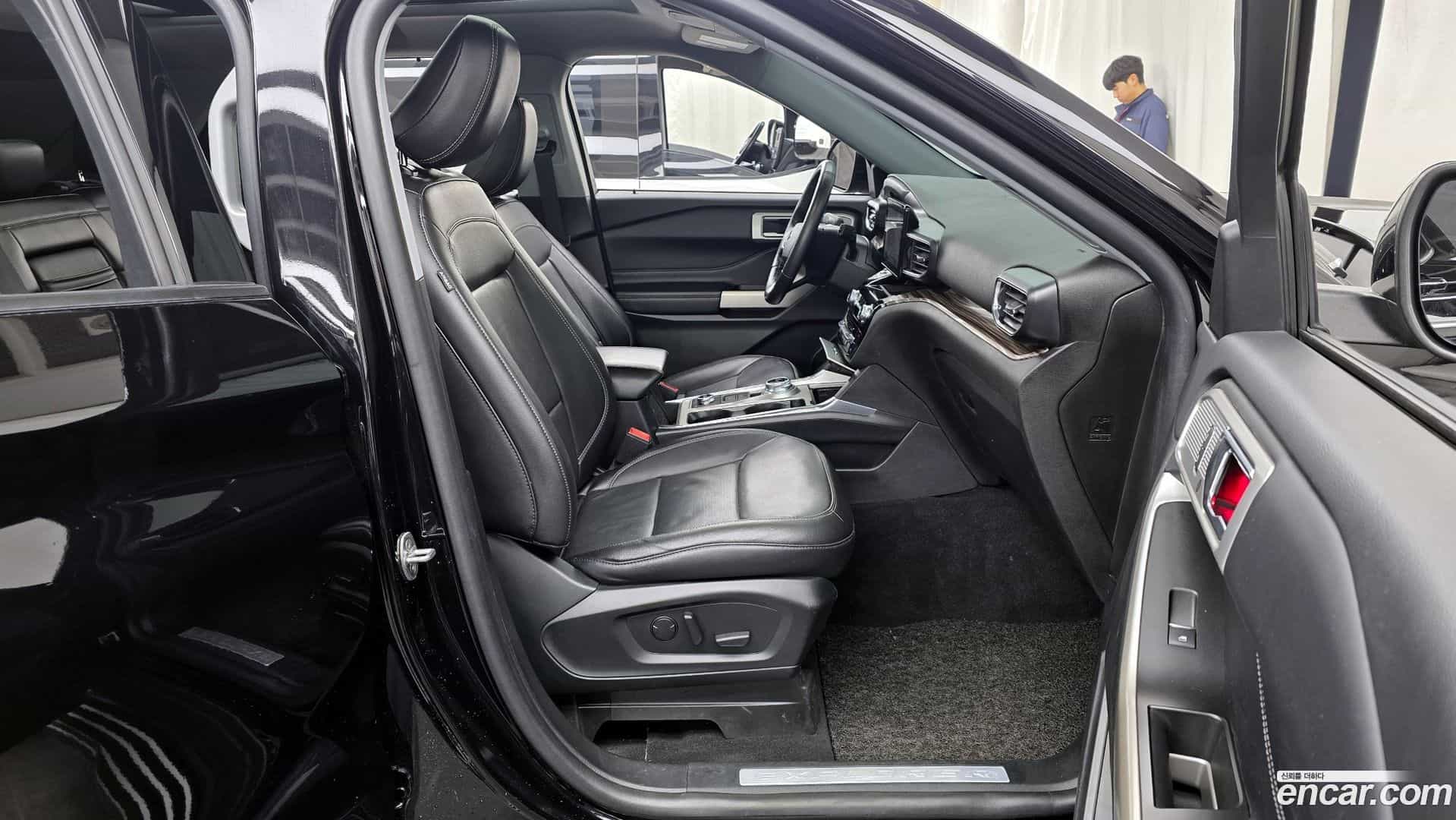 Explorer Ford 2021.10-OPTION-015