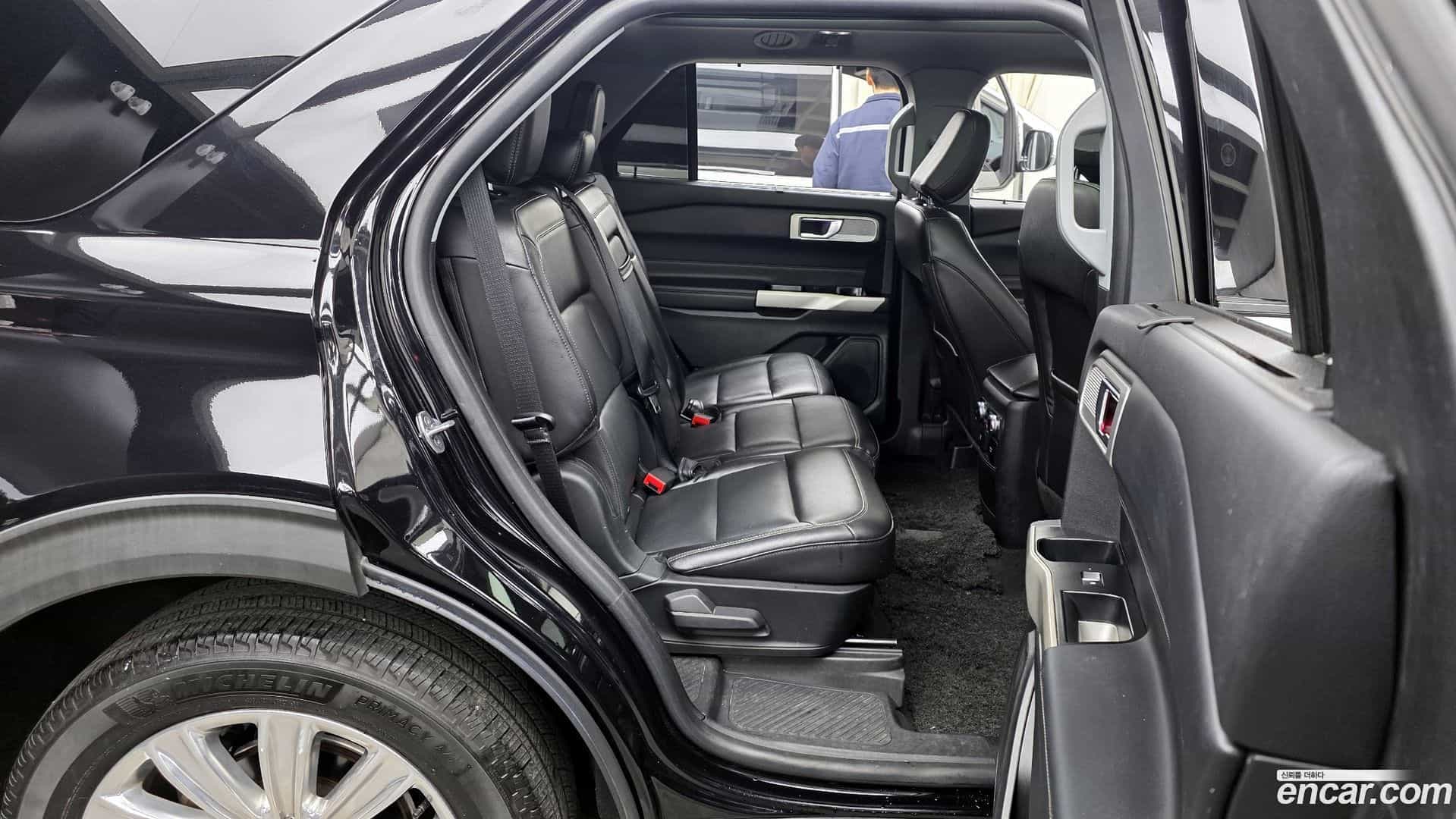 Explorer Ford 2021.10-OPTION-016
