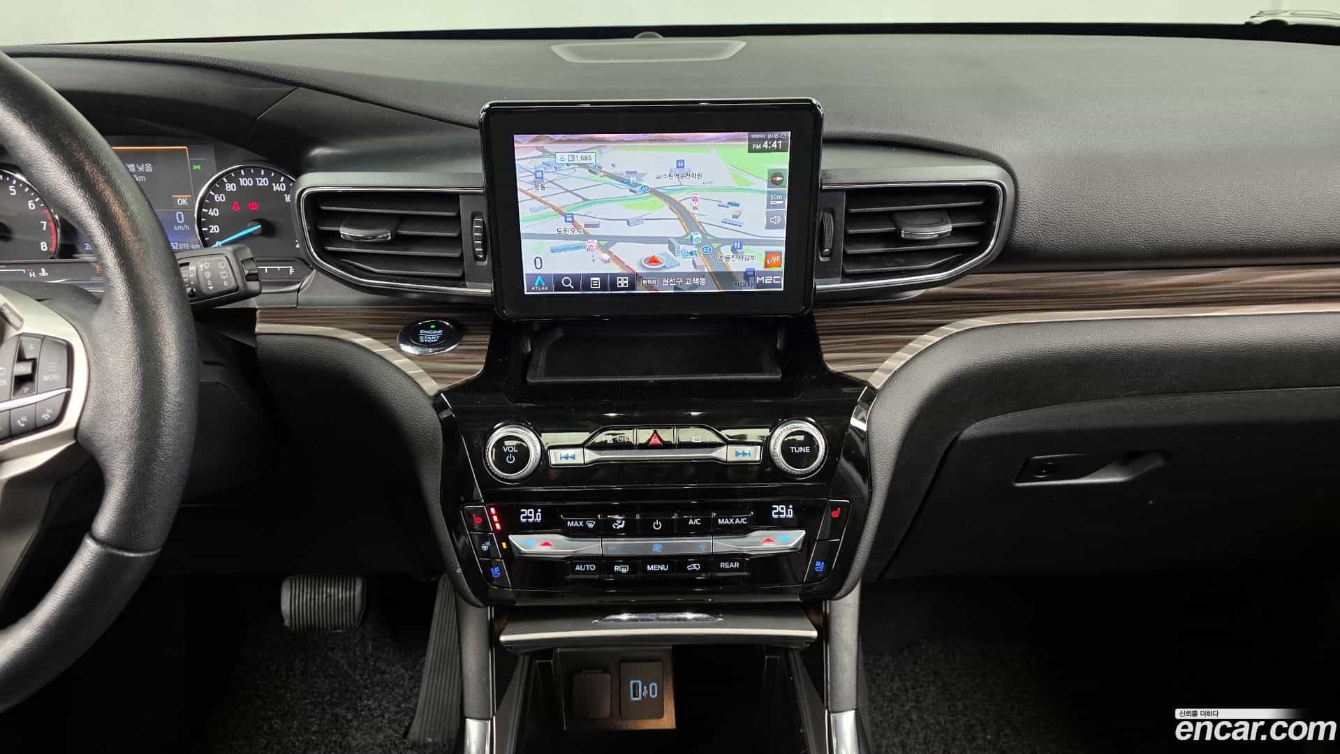 Explorer Ford 2021.10-OPTION-018