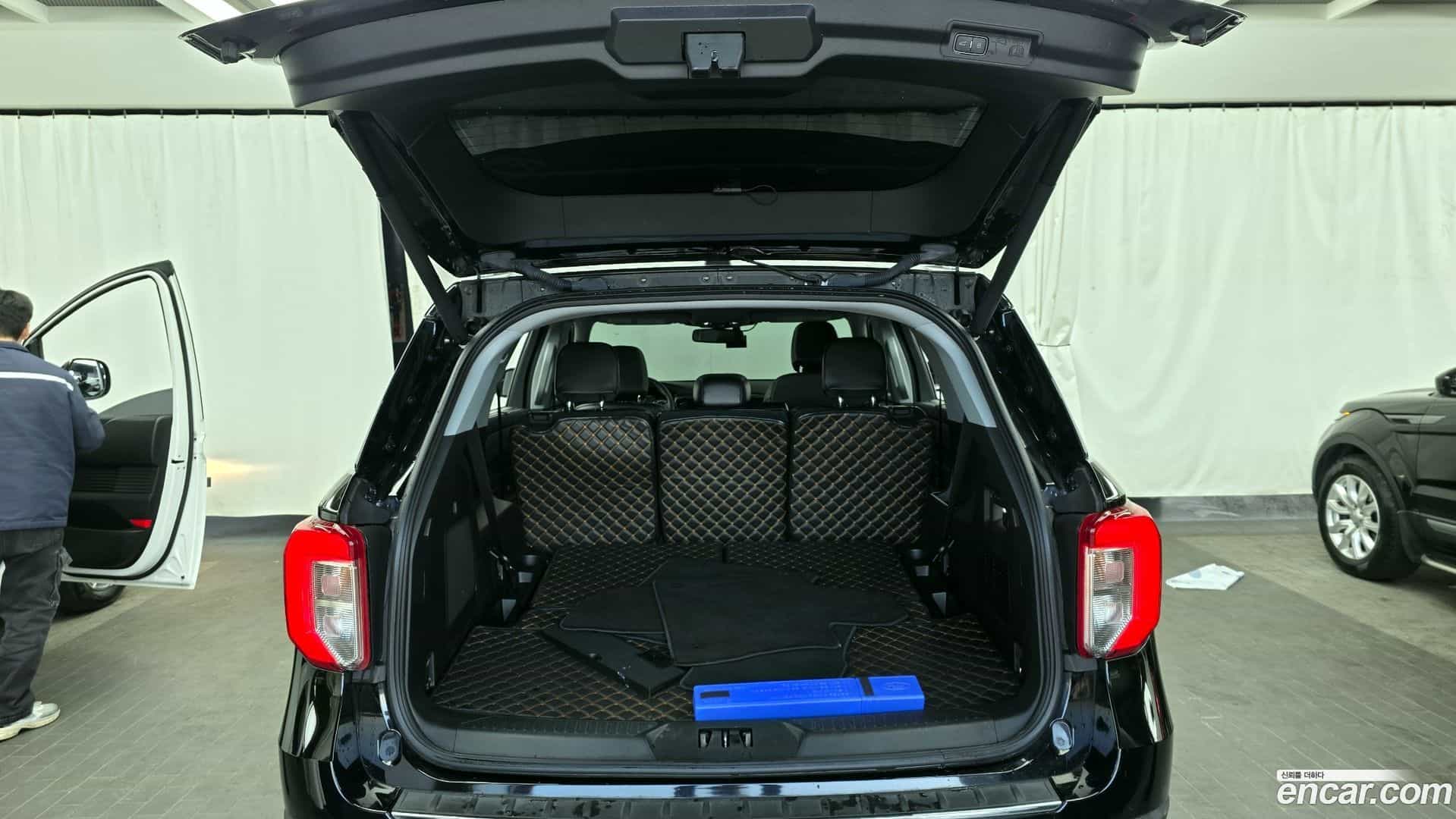 Explorer Ford 2021.10-OPTION-024