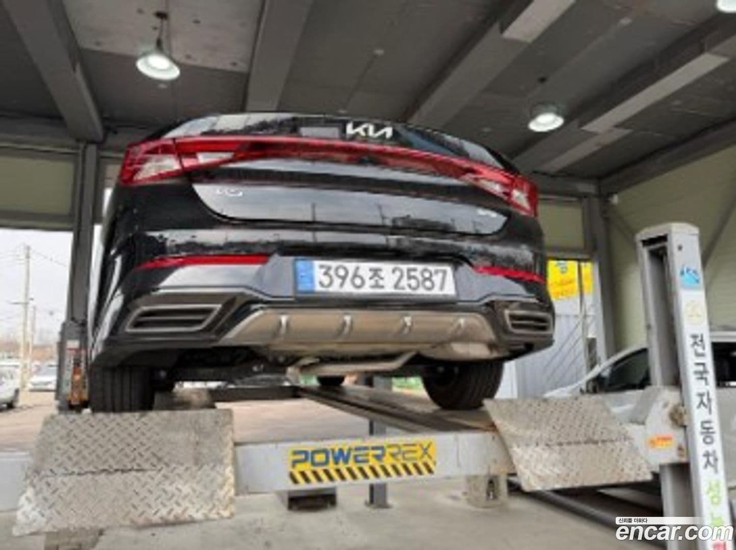 Main__Slider__Photo:K5 Kia 2023.10-1