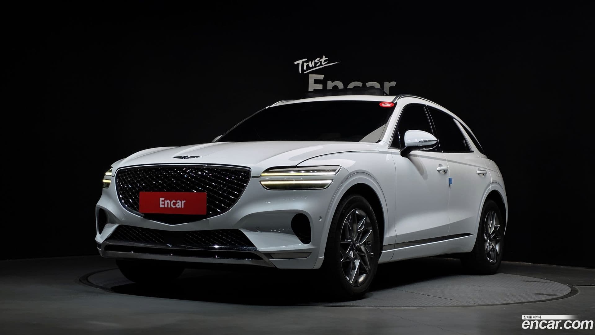 Main__Slider__Photo:GV70 Genesis 2022.1-0