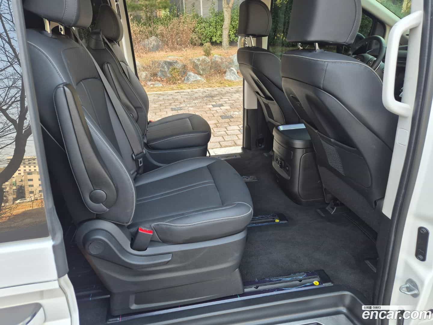 Staria Hyundai 2022.3-OPTION-020