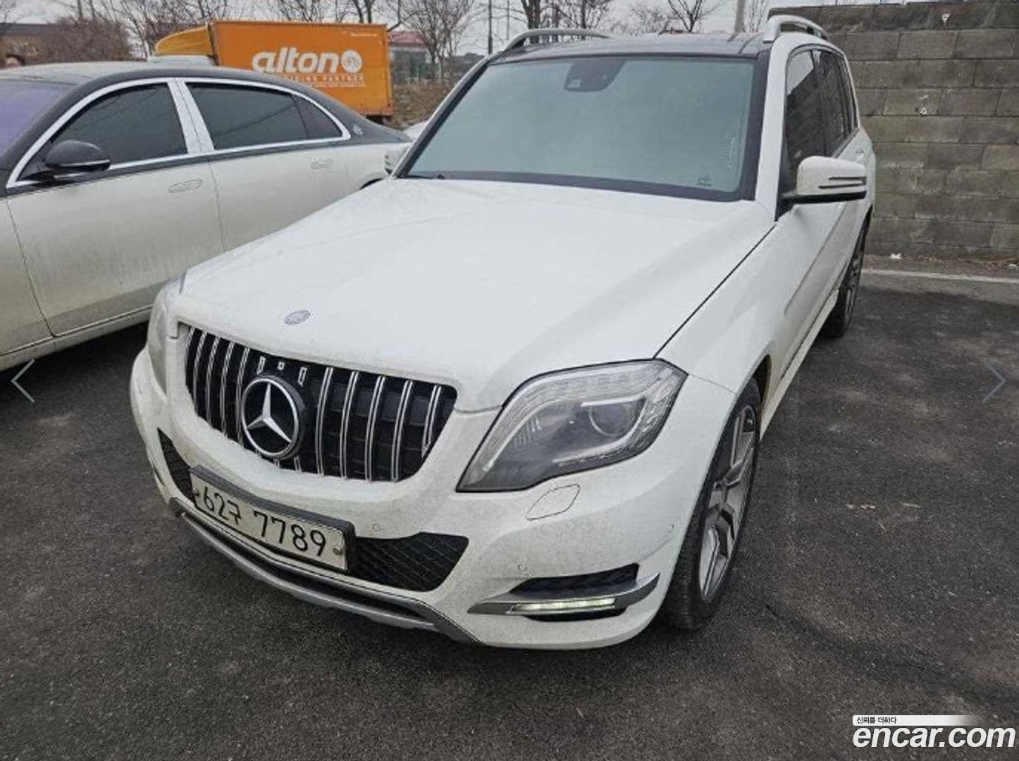 Main__Slider__Photo:GLK-Class Mercedes-Benz 2013.8-0