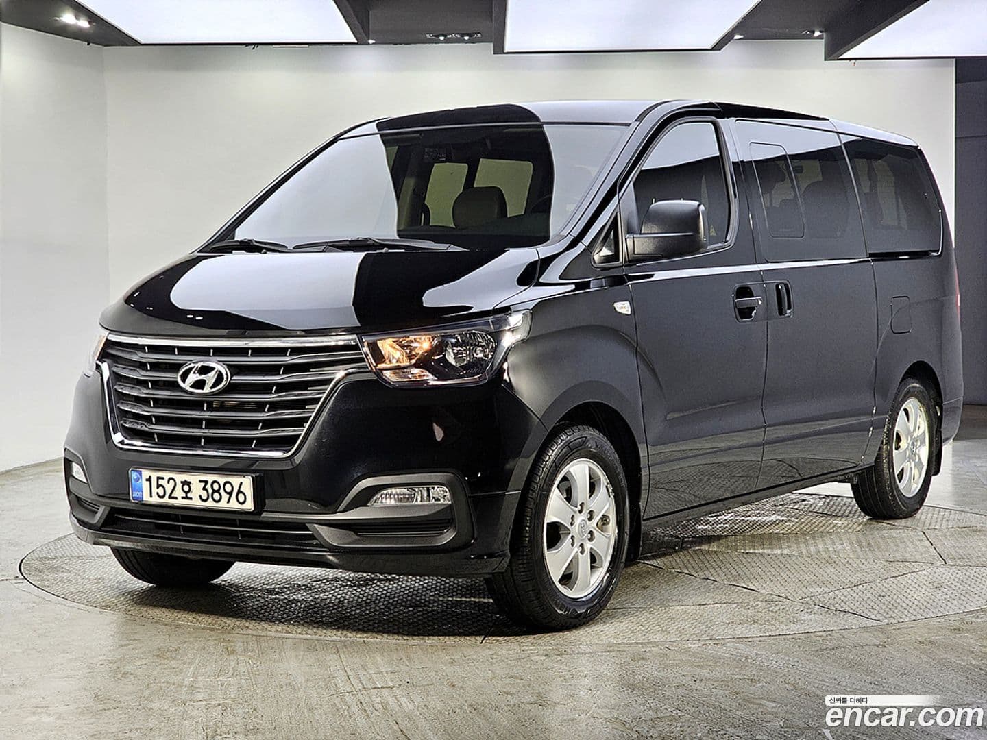 Main__Slider__Photo:Starex Hyundai 2021.1-0