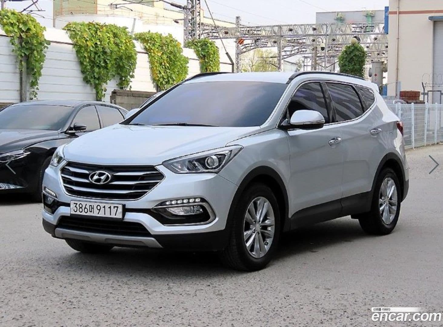 Main__Slider__Photo:Santafe Hyundai 2015.10-0