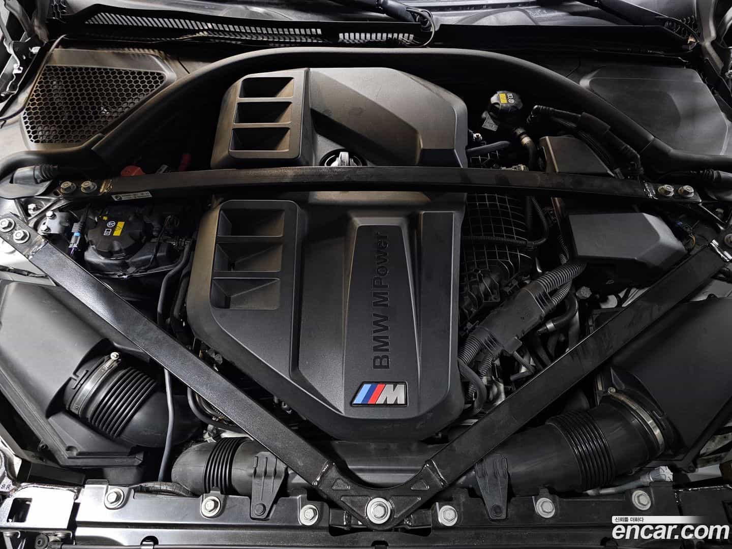 M4 BMW 2023.4-INNER-010