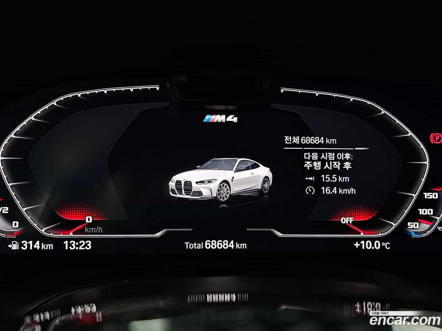 M4 BMW 2023.4-OPTION-024