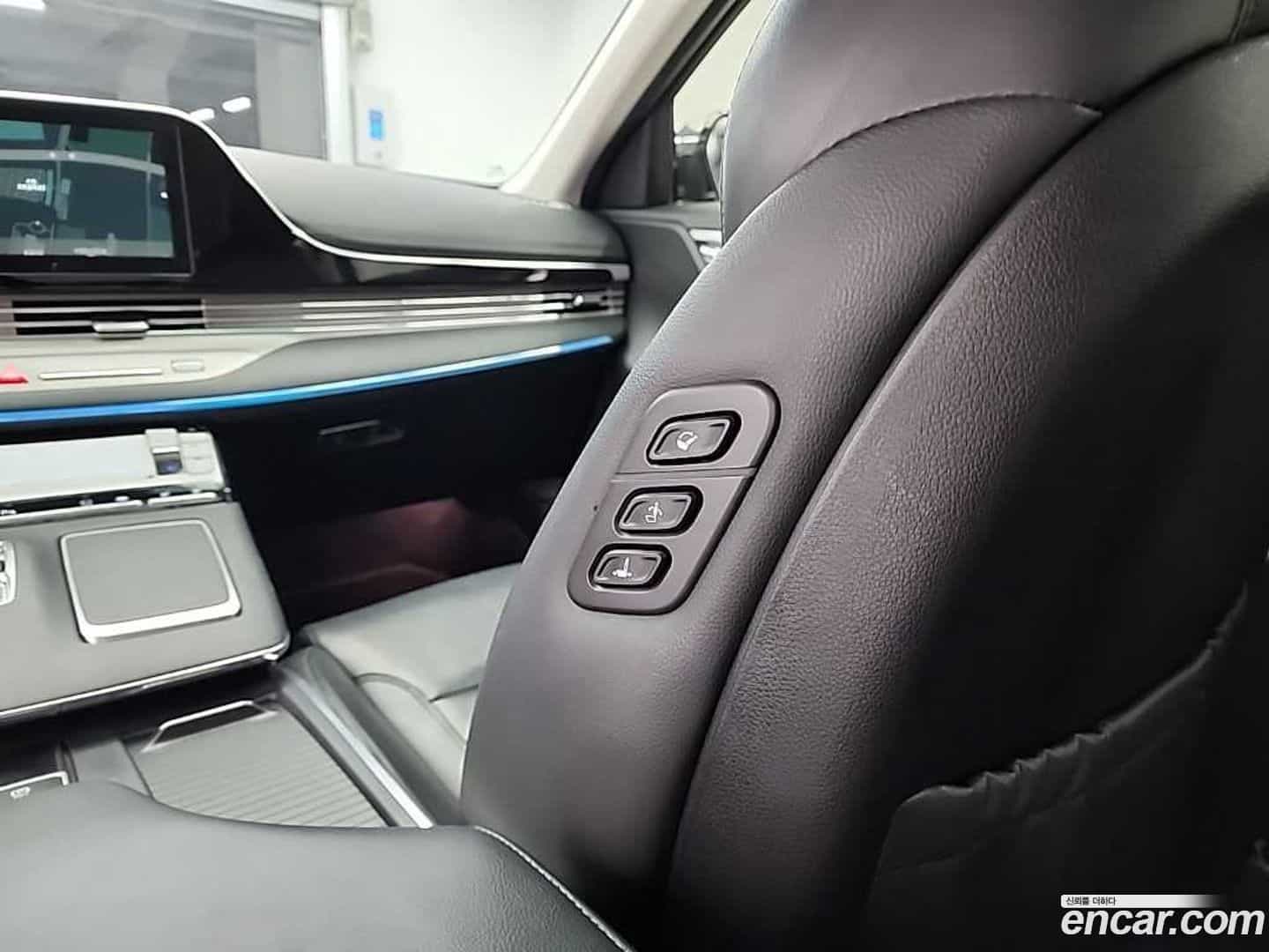 Grandeur Hyundai 2020.4-OPTION-017