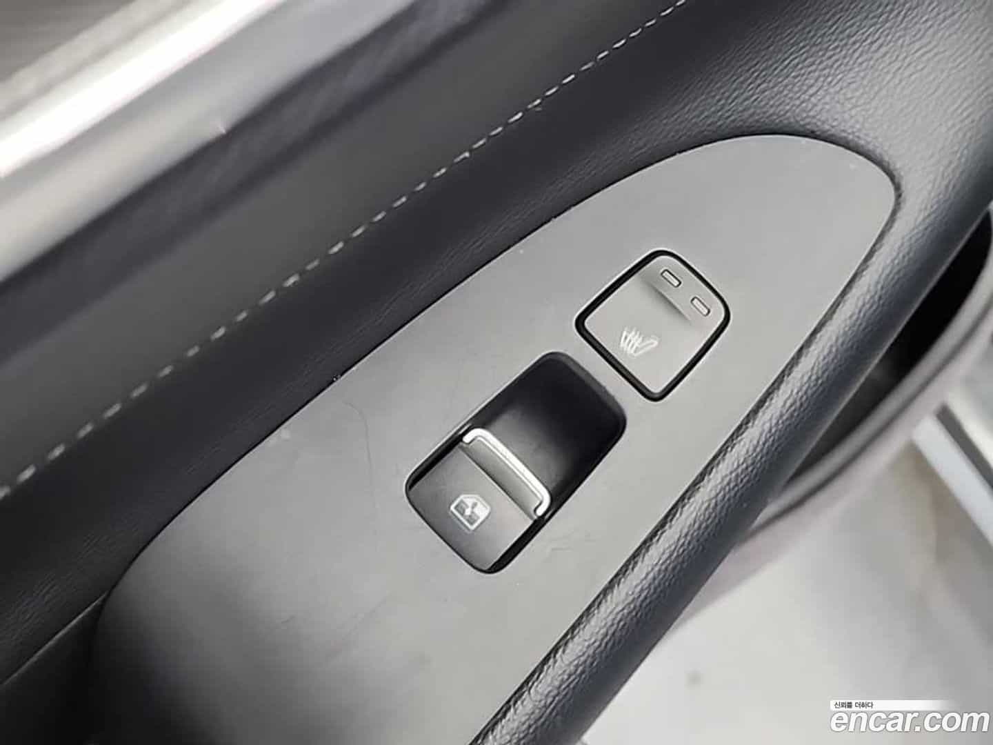 Grandeur Hyundai 2020.4-OPTION-018