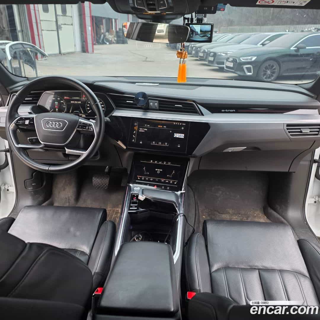 e-tron Audi 2020.5-OPTION-017