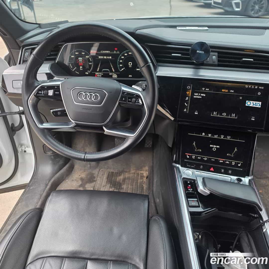 e-tron Audi 2020.5-OPTION-018