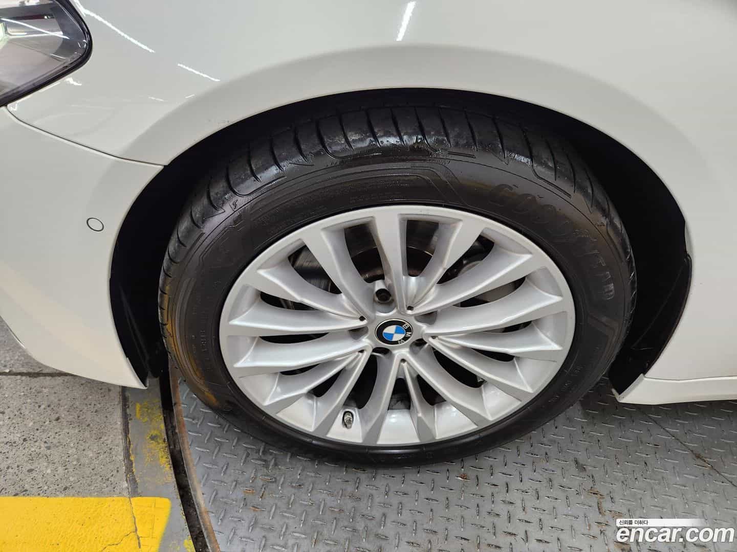 5-Series BMW 2022.9-OUTER-005