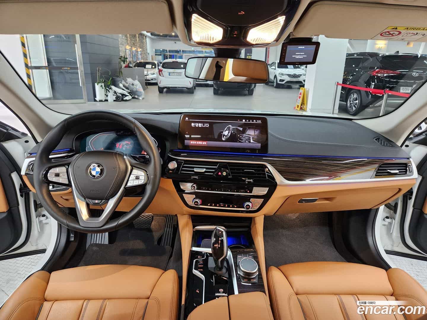 5-Series BMW 2022.9-INNER-007