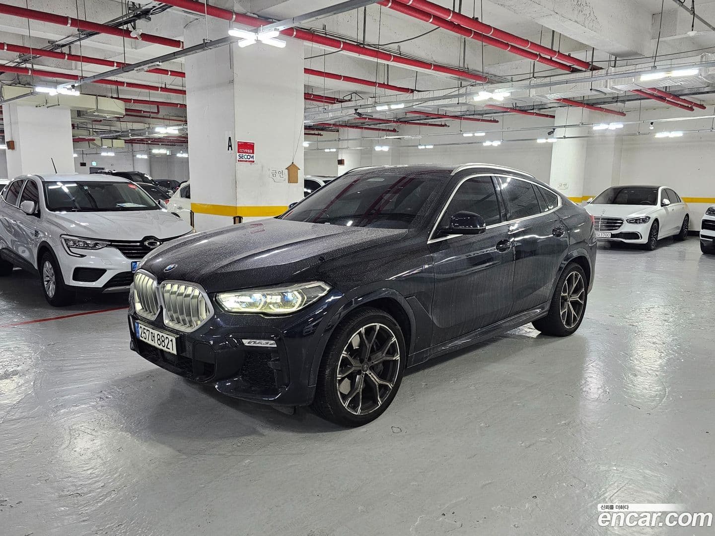 Main__Slider__Photo:X6 BMW 2020.11-0