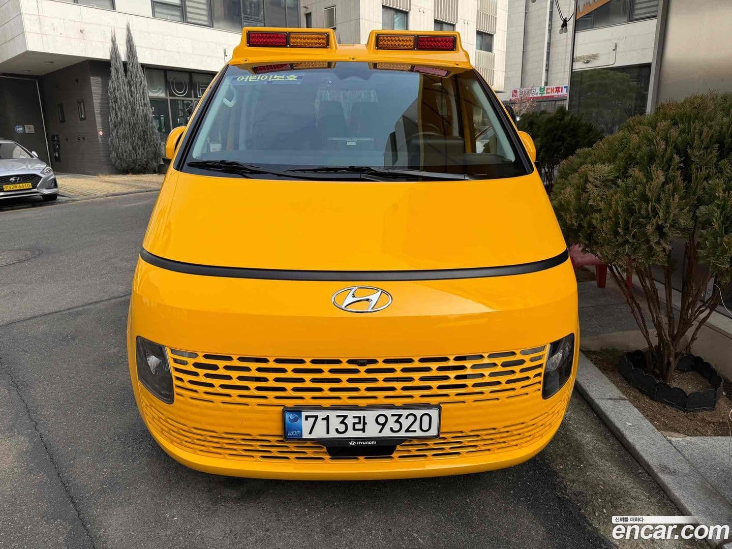 Main__Slider__Photo:Staria Hyundai 2022.4-0