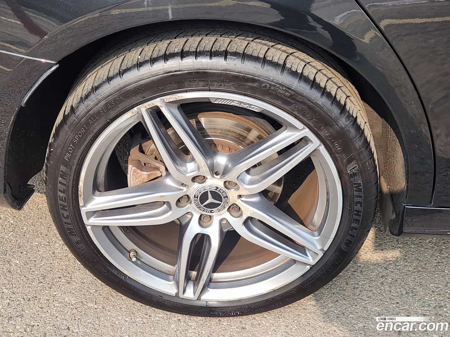 E-Class Mercedes-Benz 2019.3-OUTER-005