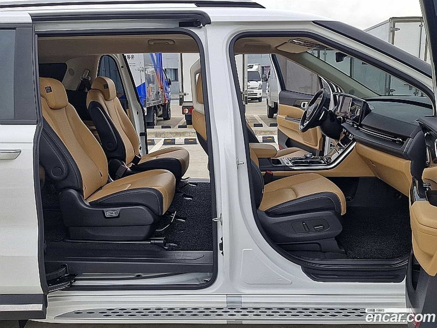 Canival Kia 2023.2-OPTION-019