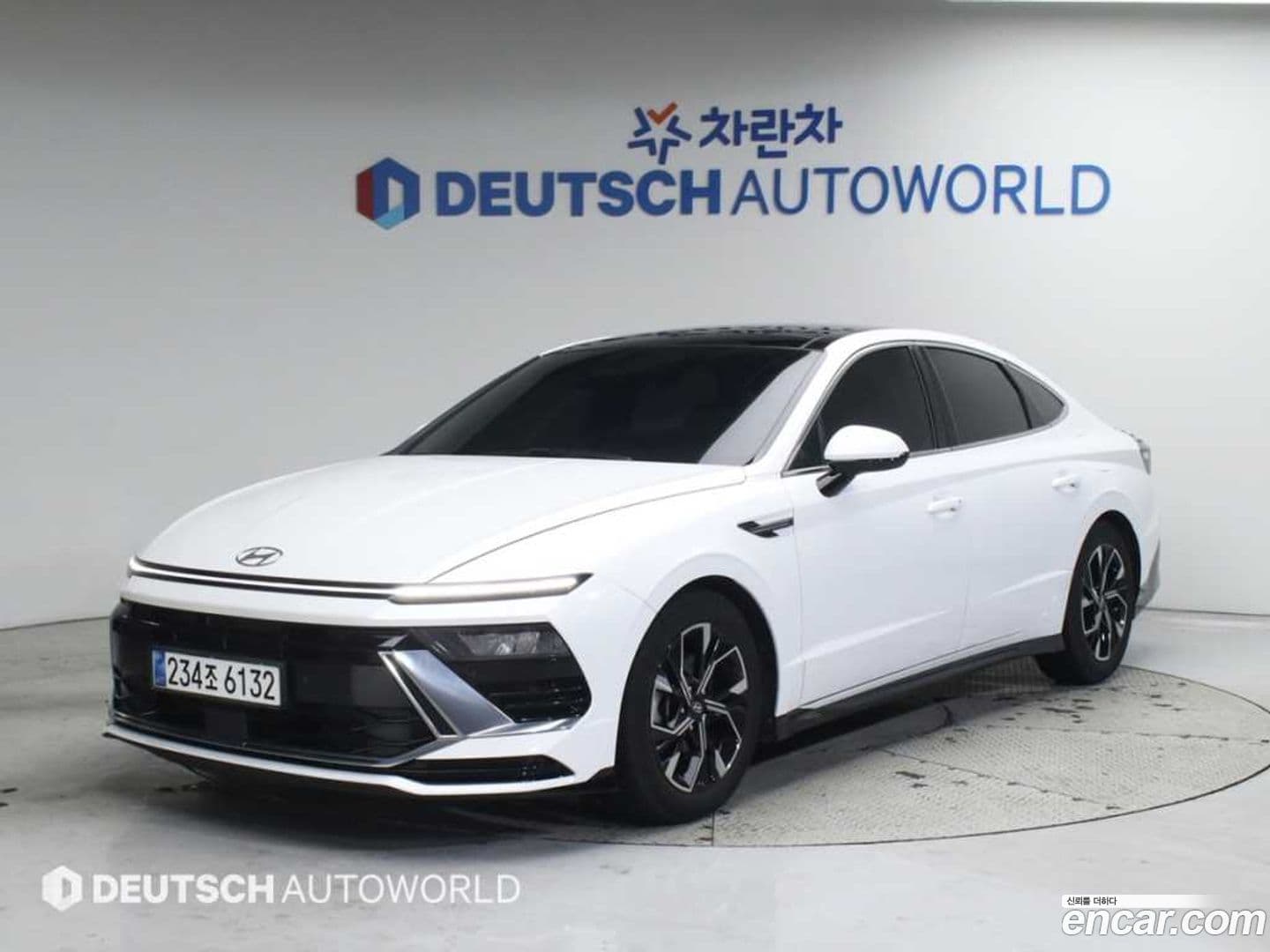 Main__Slider__Photo:Sonata Hyundai 2023.9-0