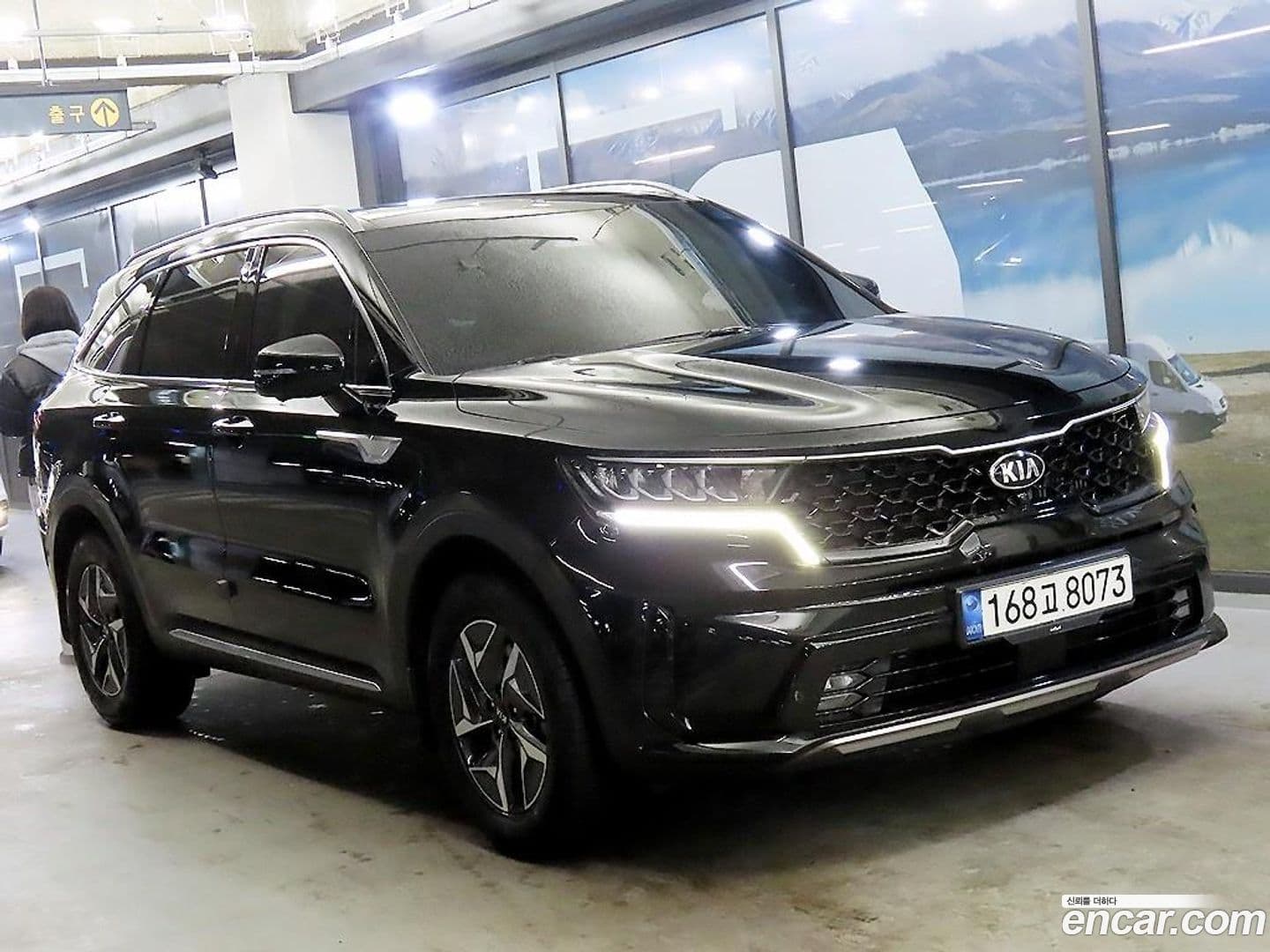 Main__Slider__Photo:Sorento Kia 2020.7-0