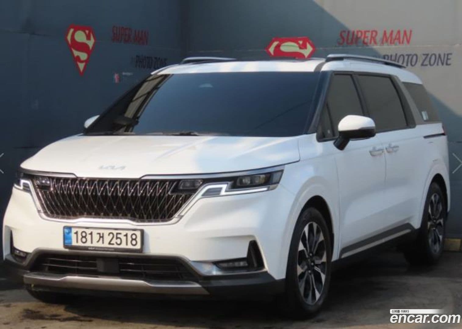Main__Slider__Photo:Canival Kia 2022.4-0