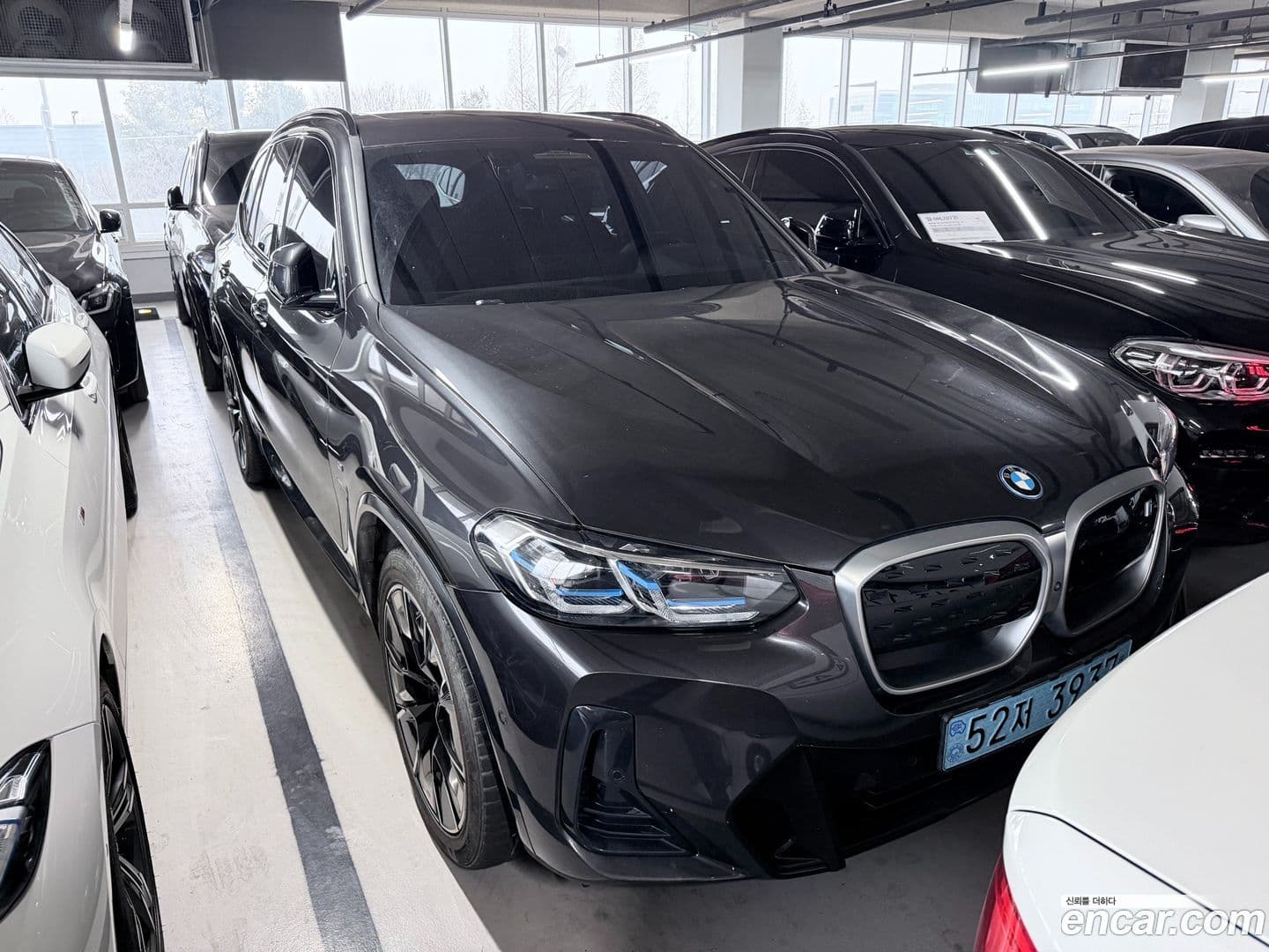 Main__Slider__Photo:iX3 BMW 2024.4-0