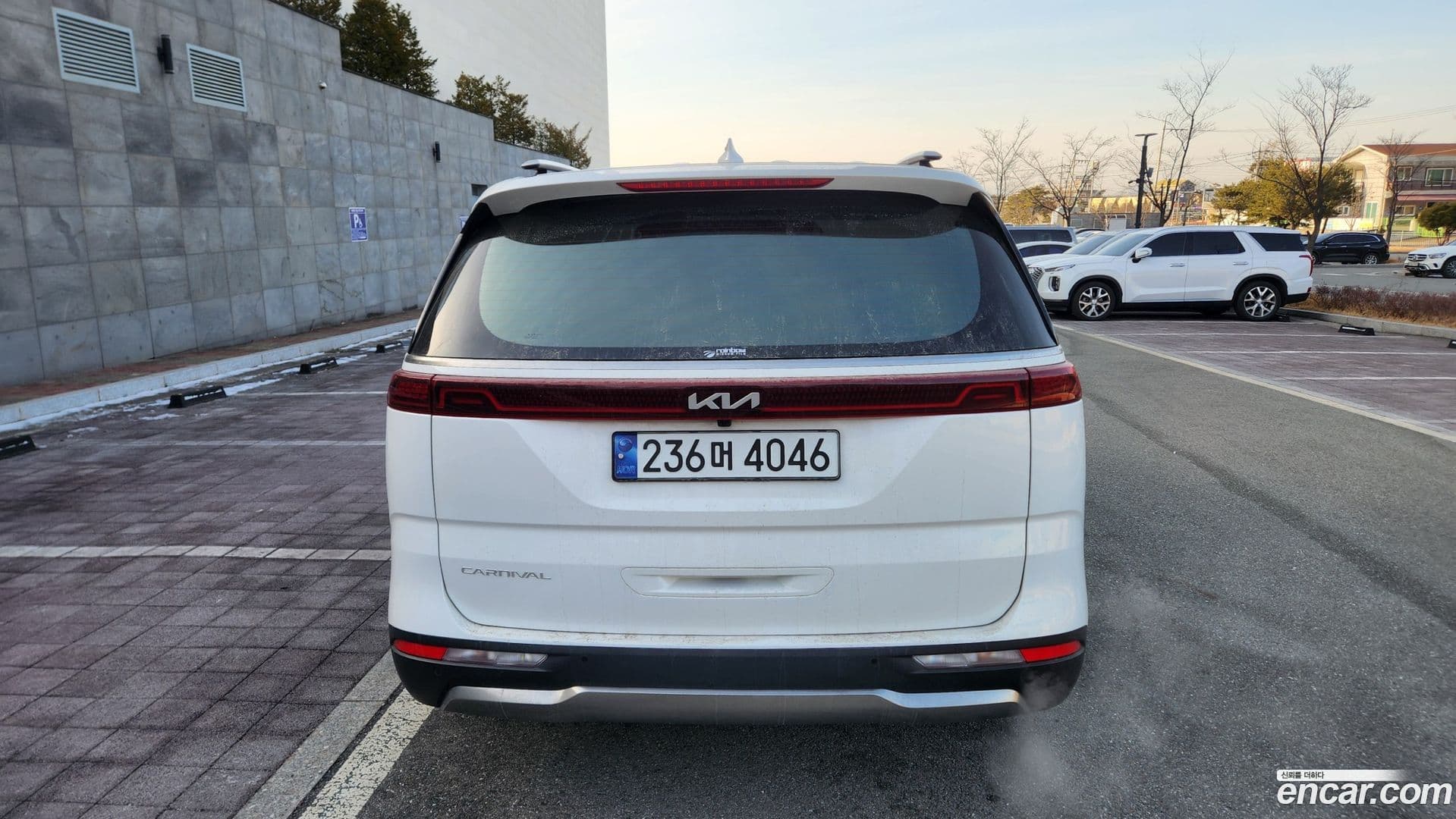 Main__Slider__Photo:Canival Kia 2021.9-3