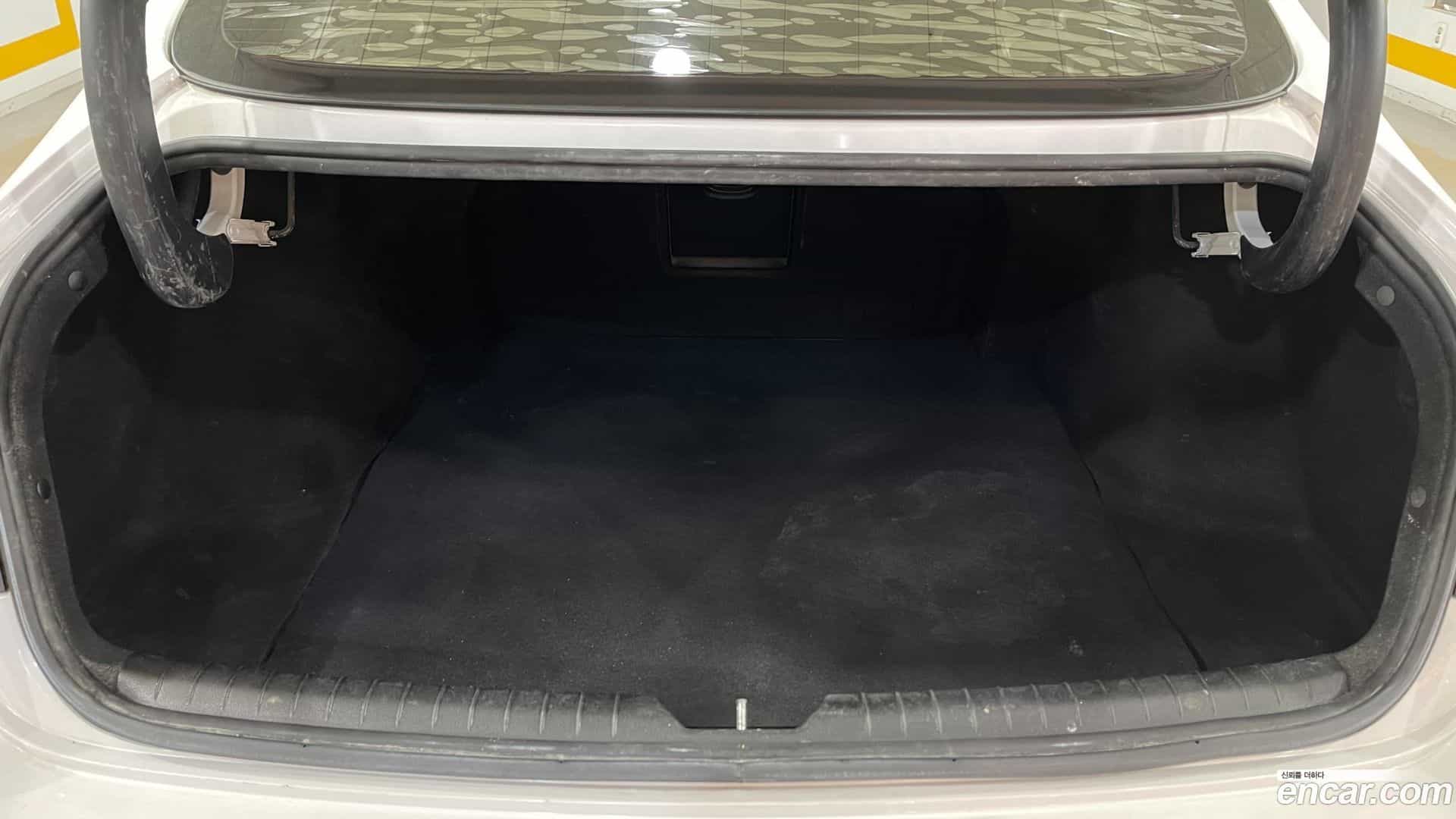 Sonata Hyundai 2019.11-INNER-009