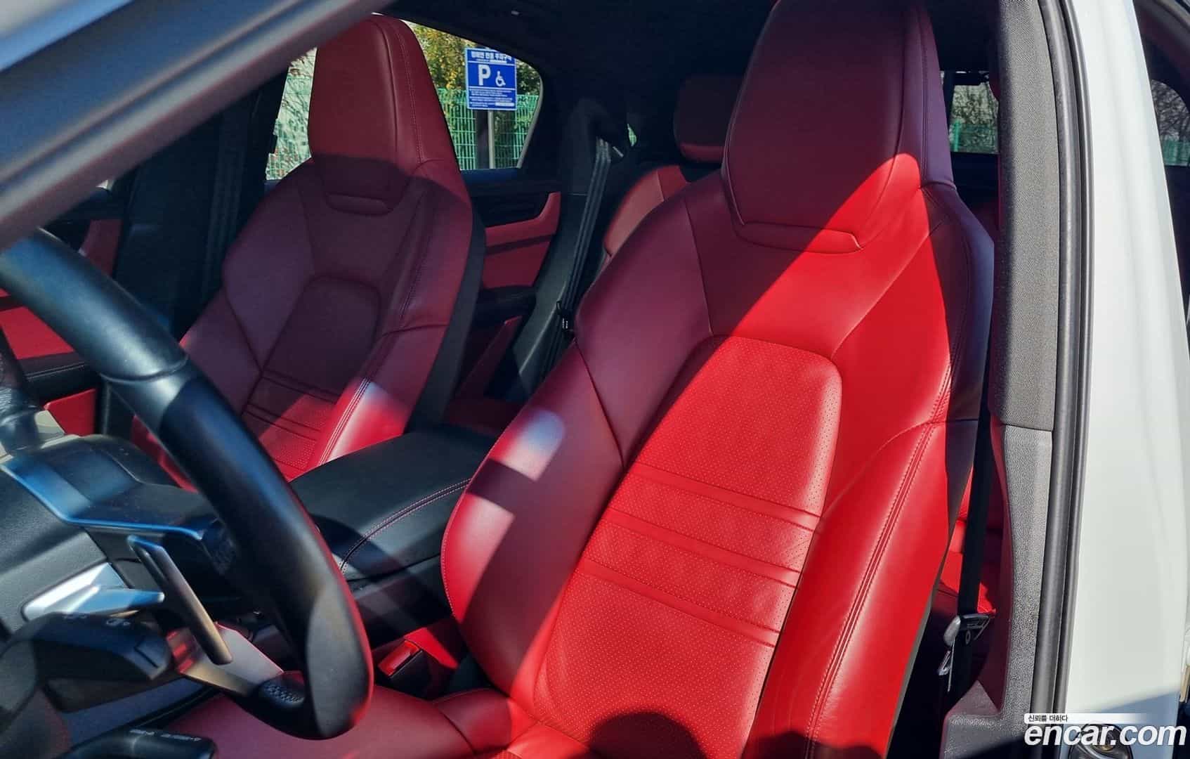Cayenne Porsche 2021.2-INNER-010
