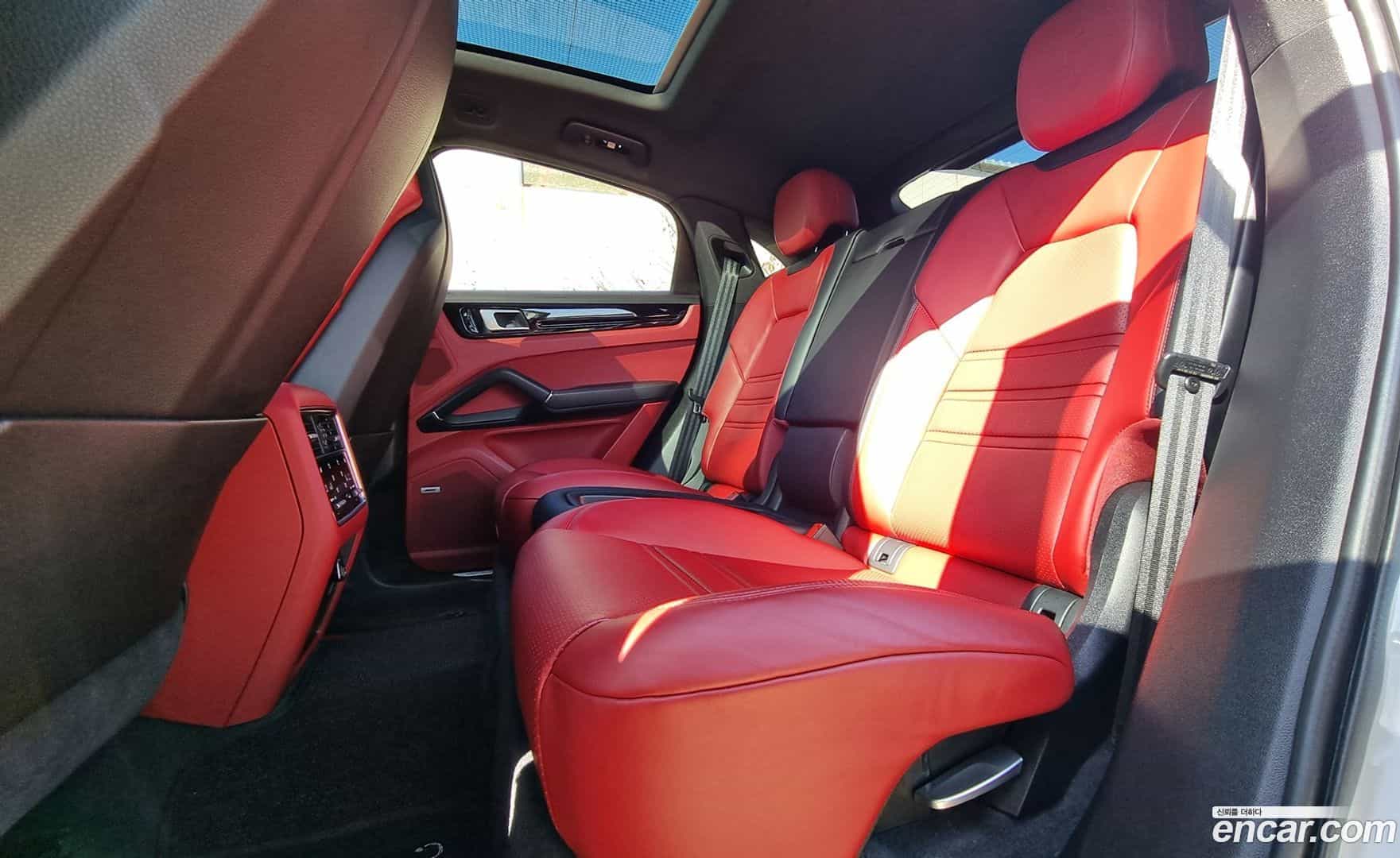 Cayenne Porsche 2021.2-OPTION-015