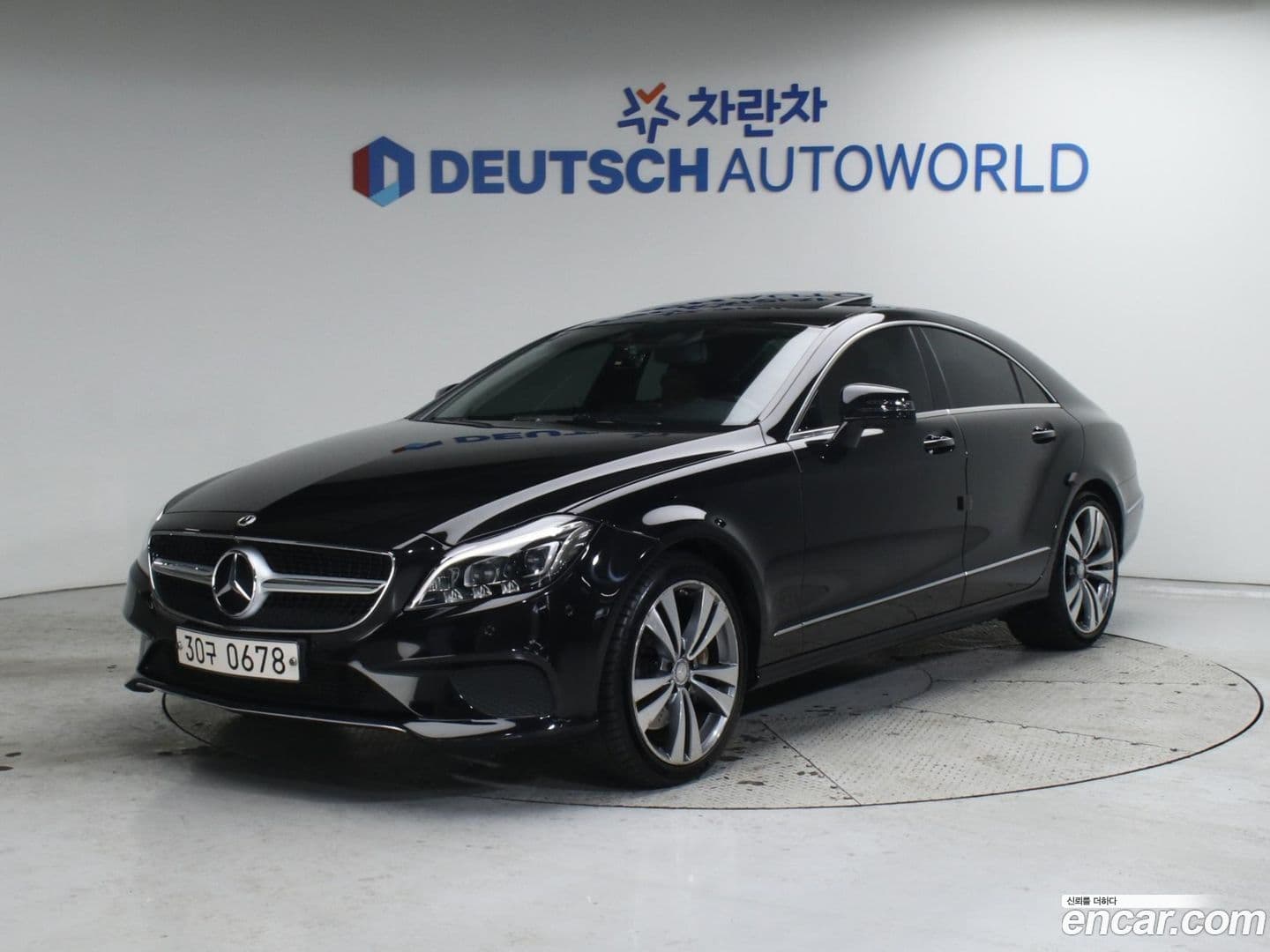 Main__Slider__Photo:CLS-Class Mercedes-Benz 2016.3-0