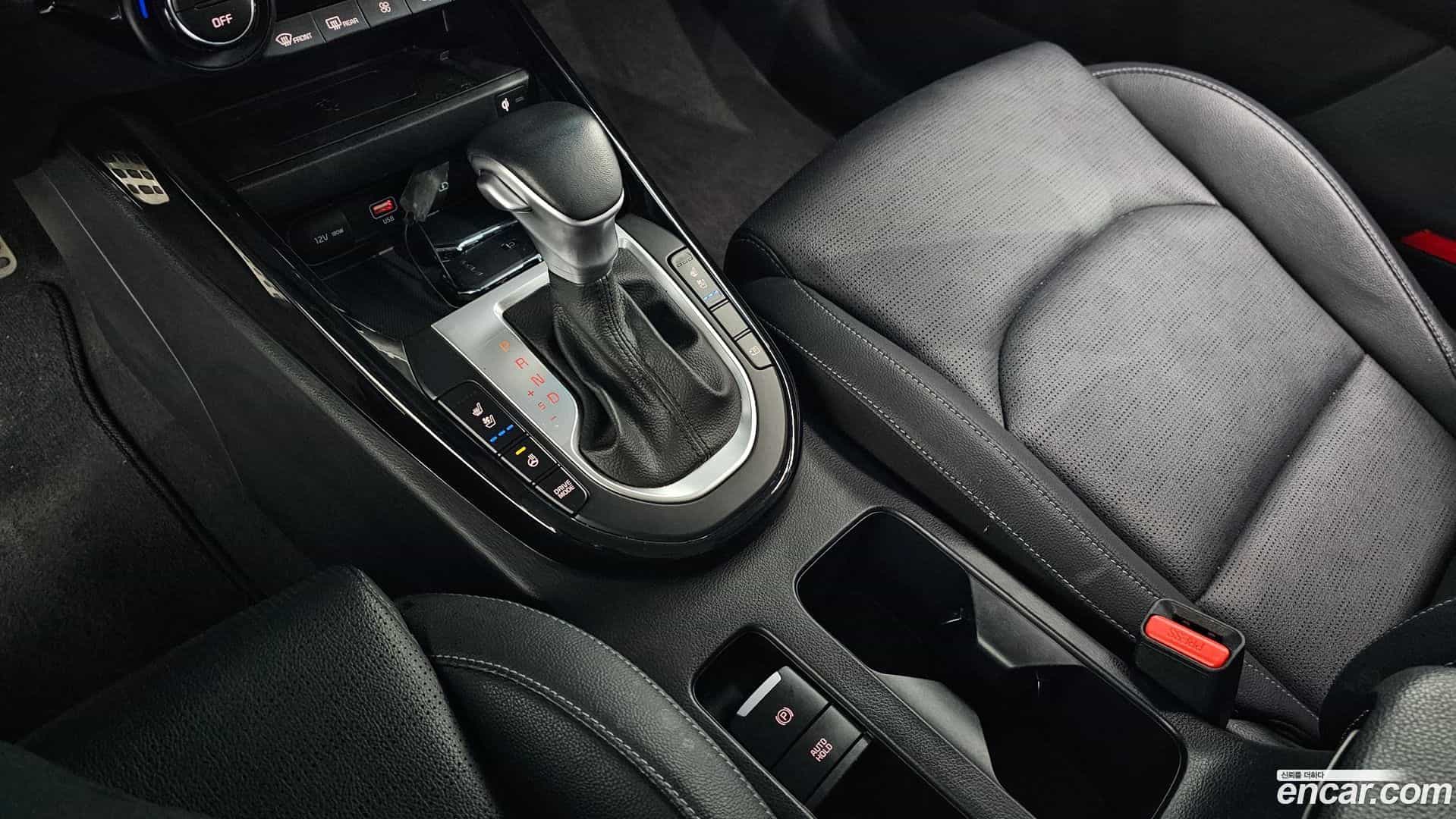 K3 Kia 2022.10-INNER-009