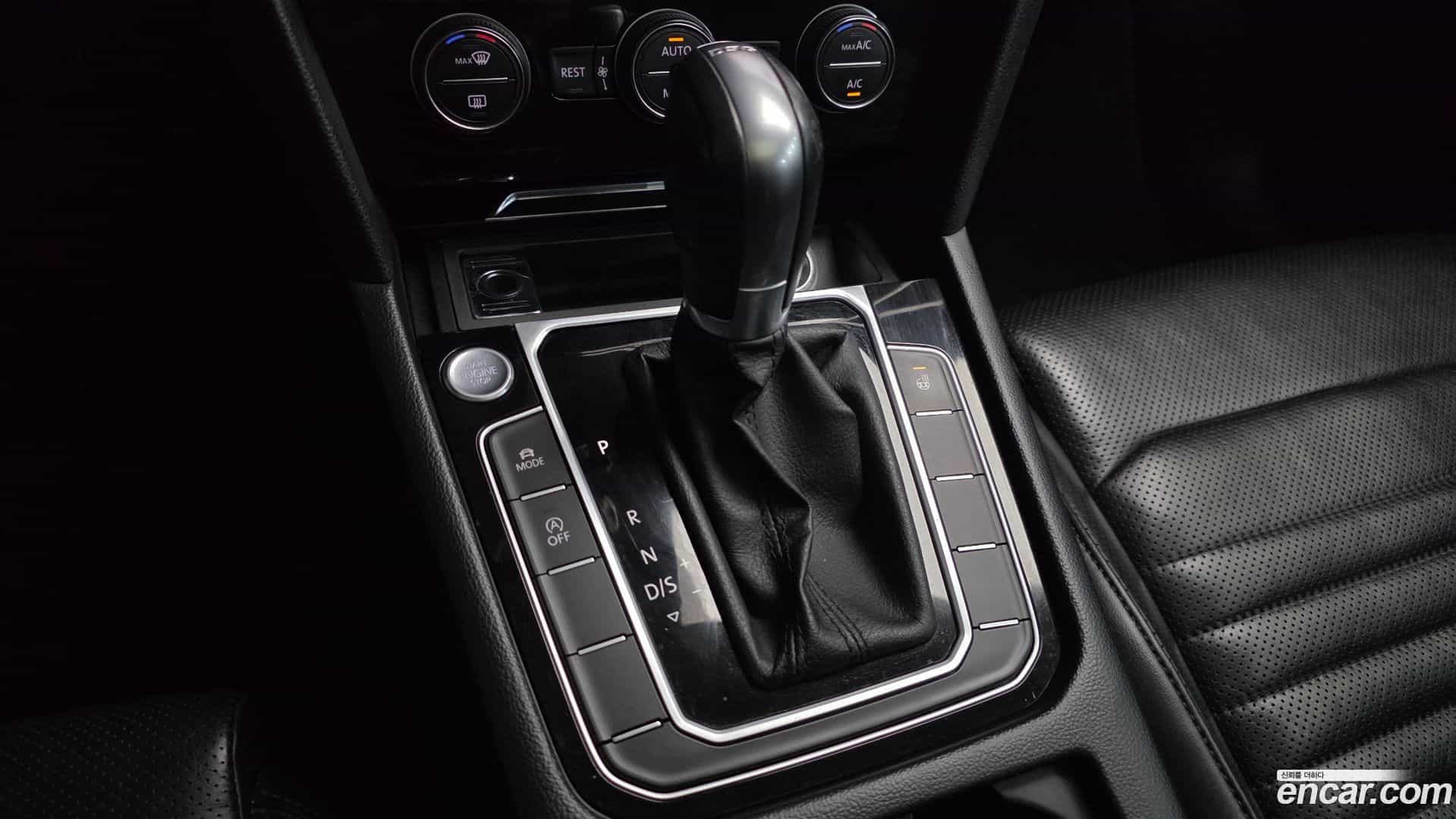 Passat Volkswagen 2018.3-INNER-009