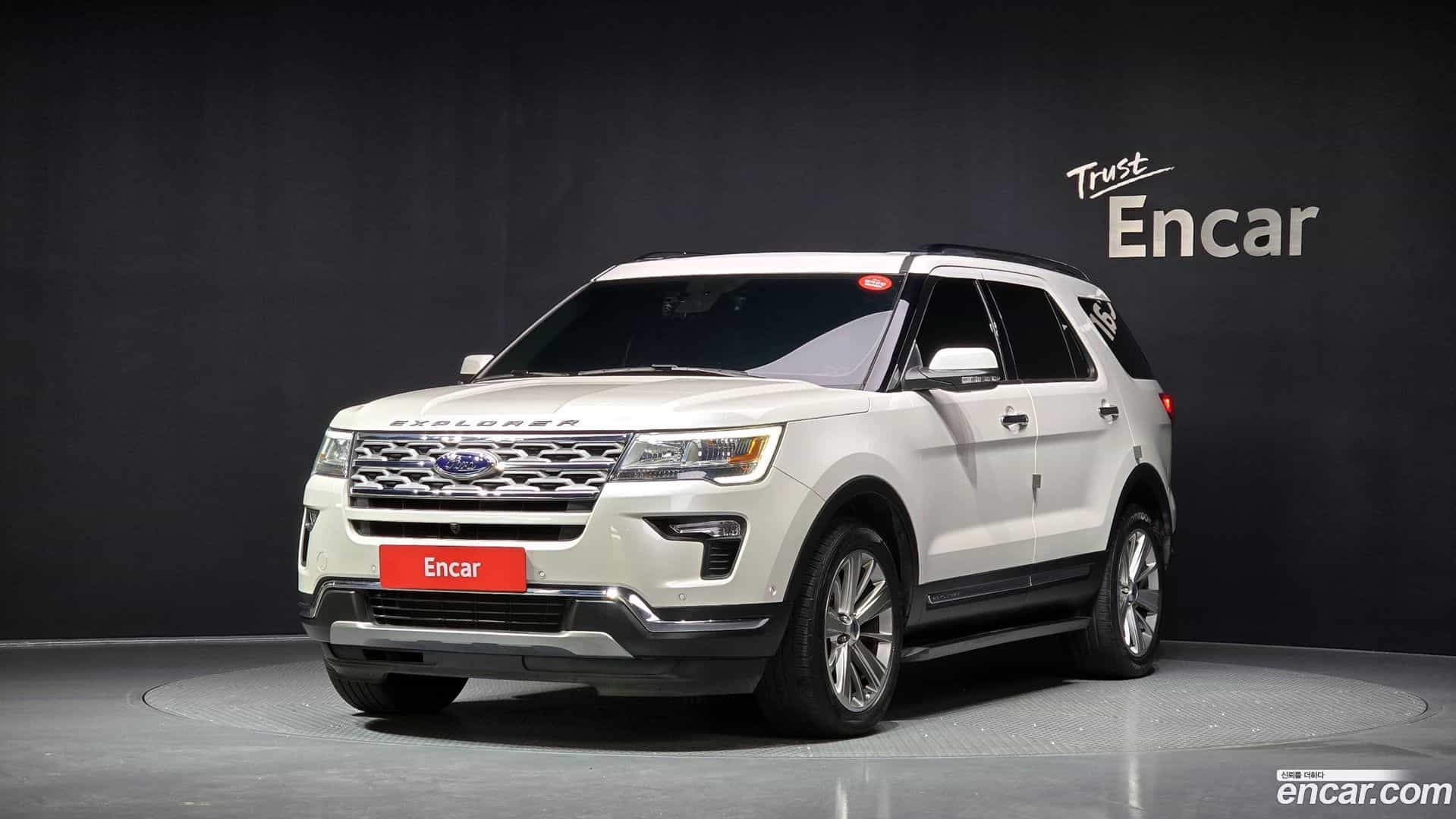 Explorer Ford 2018.10-OUTER-001
