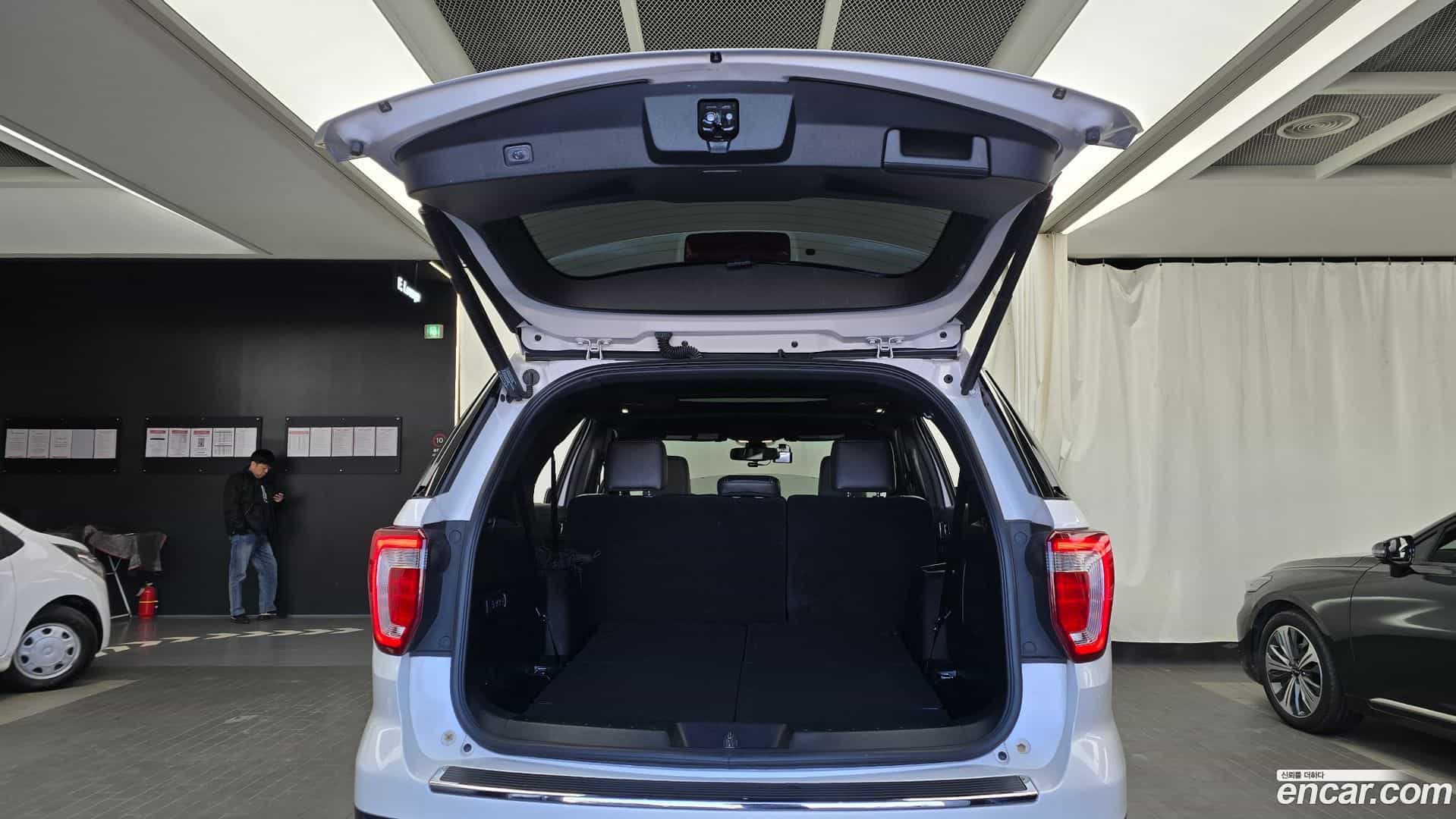 Explorer Ford 2018.10-OPTION-024