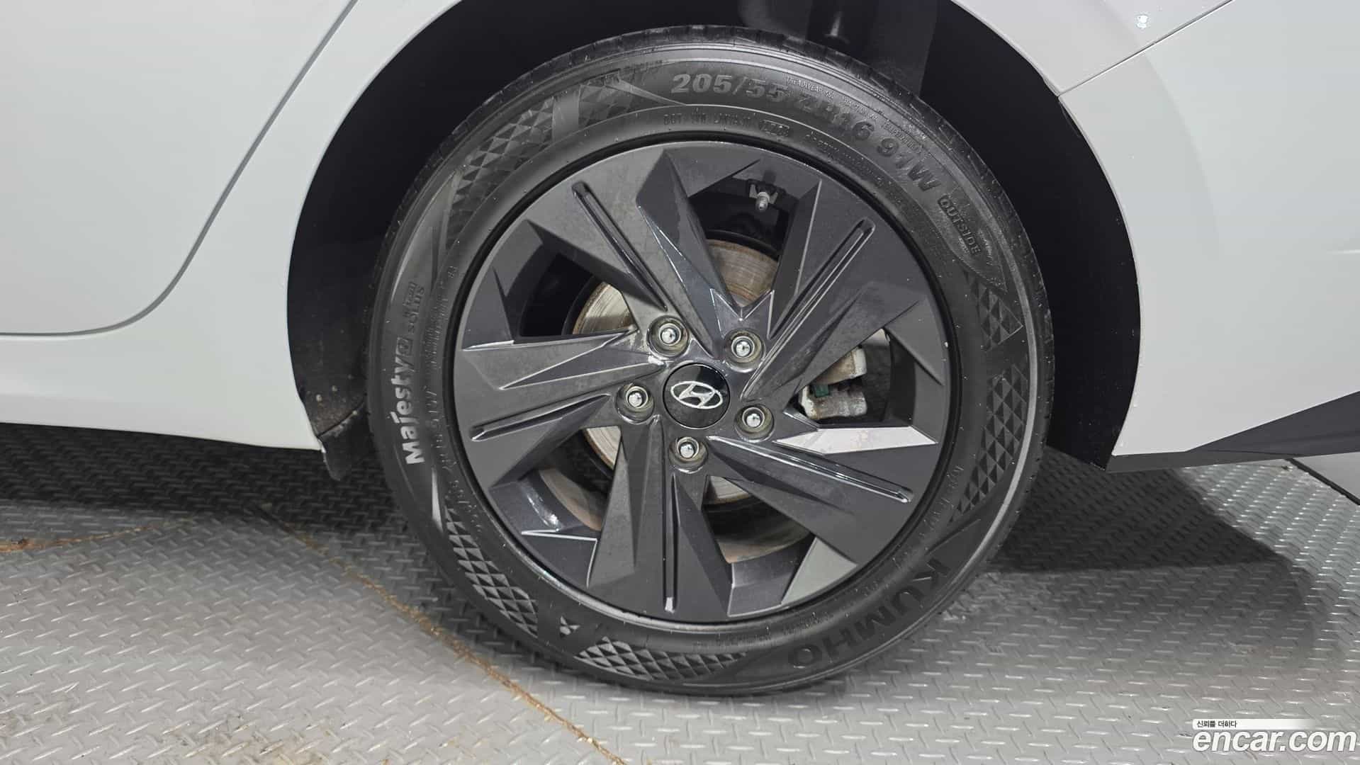 AVANTE Hyundai 2021.2-OUTER-005